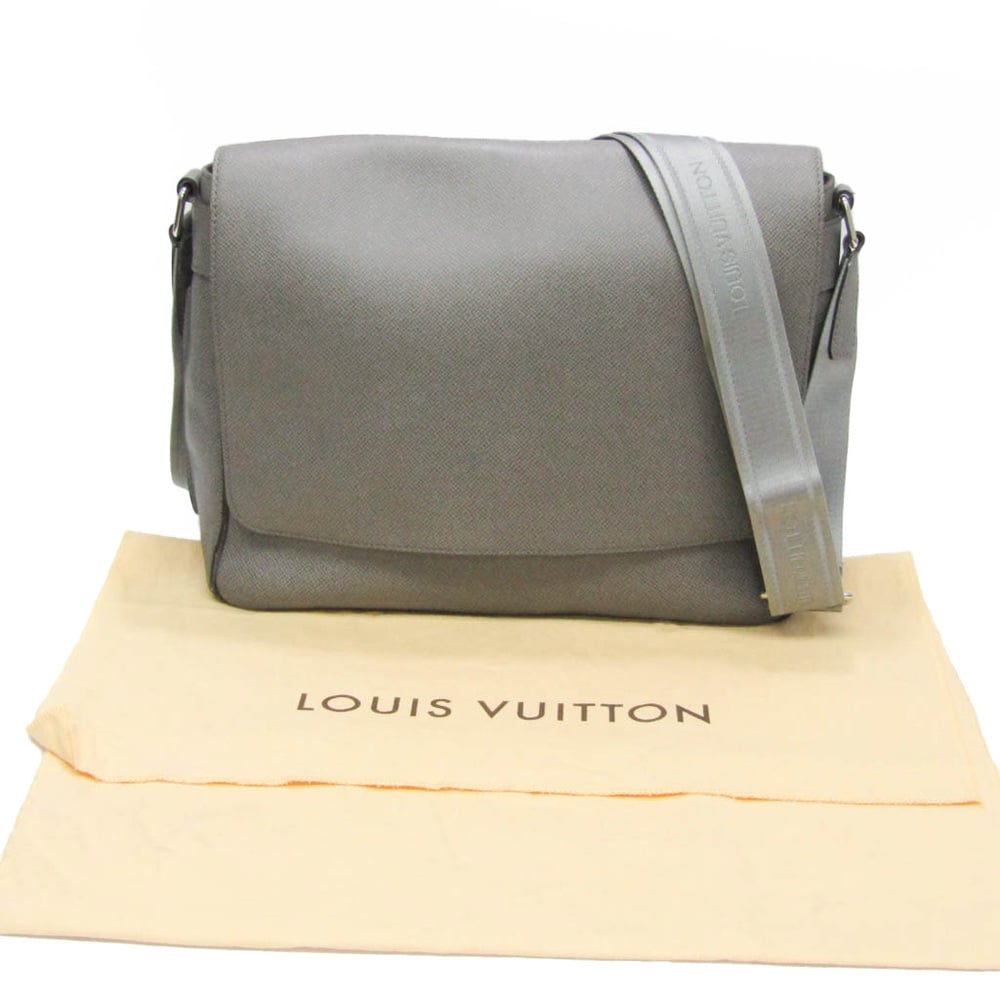 ルイ・ヴィトン(Louis Vuitton) タイガ ロマンMM M32623 メンズ ...