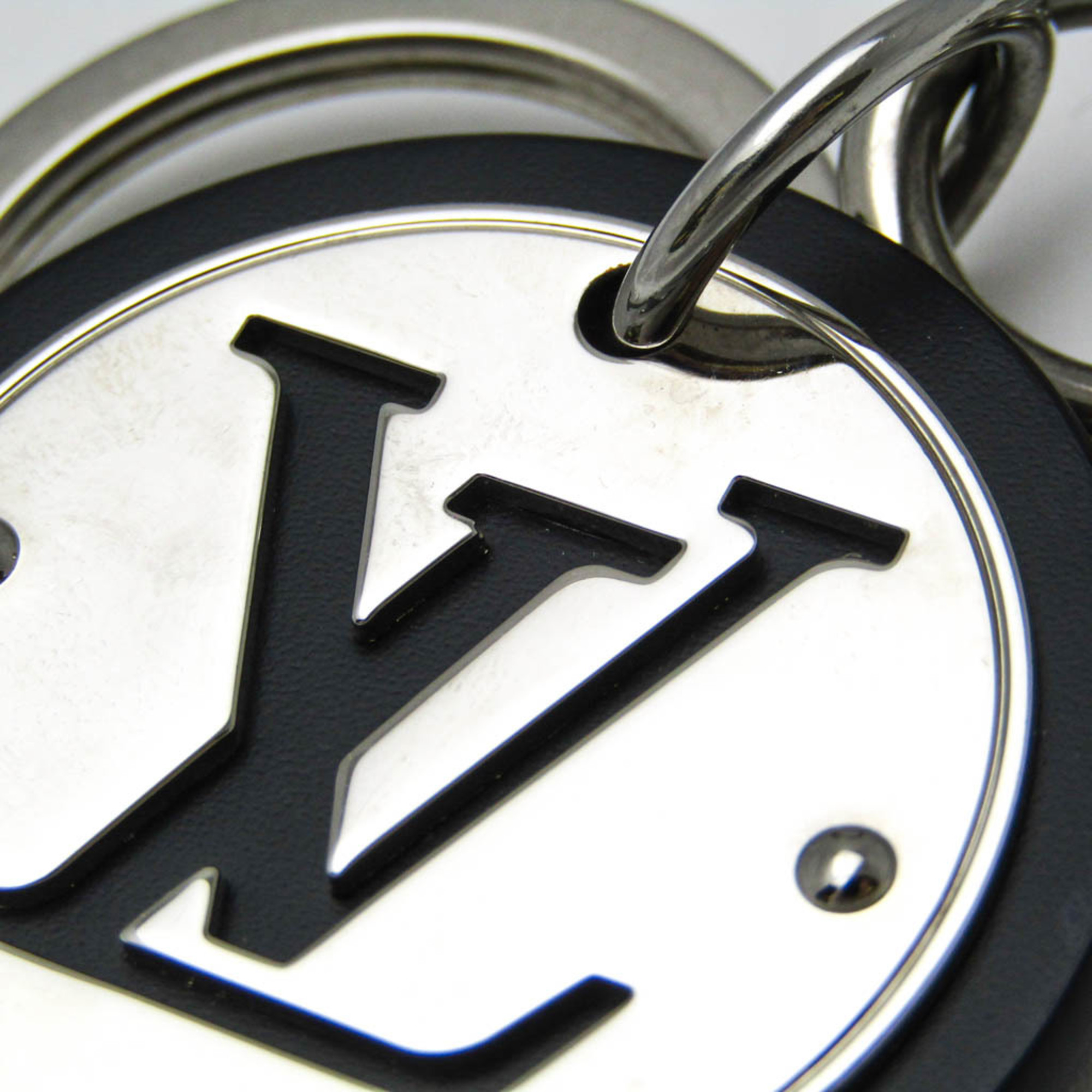 ルイ・ヴィトン(Louis Vuitton) LVサークル M67362 キーホルダー (ブラック,シルバー)