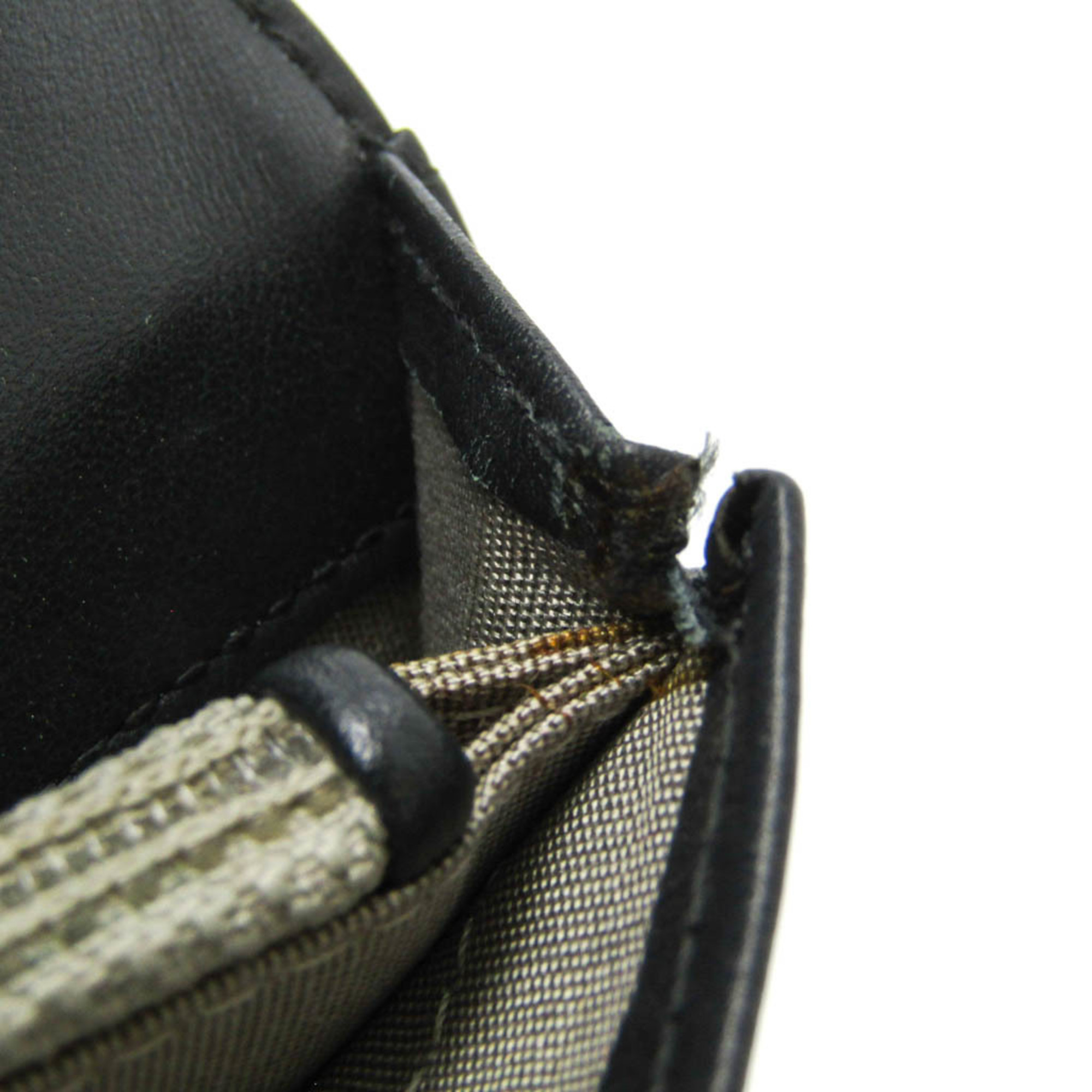 シャネル(Chanel) ボーイ・シャネル レディース  パテントレザー 長財布（二つ折り） メタリックグレー