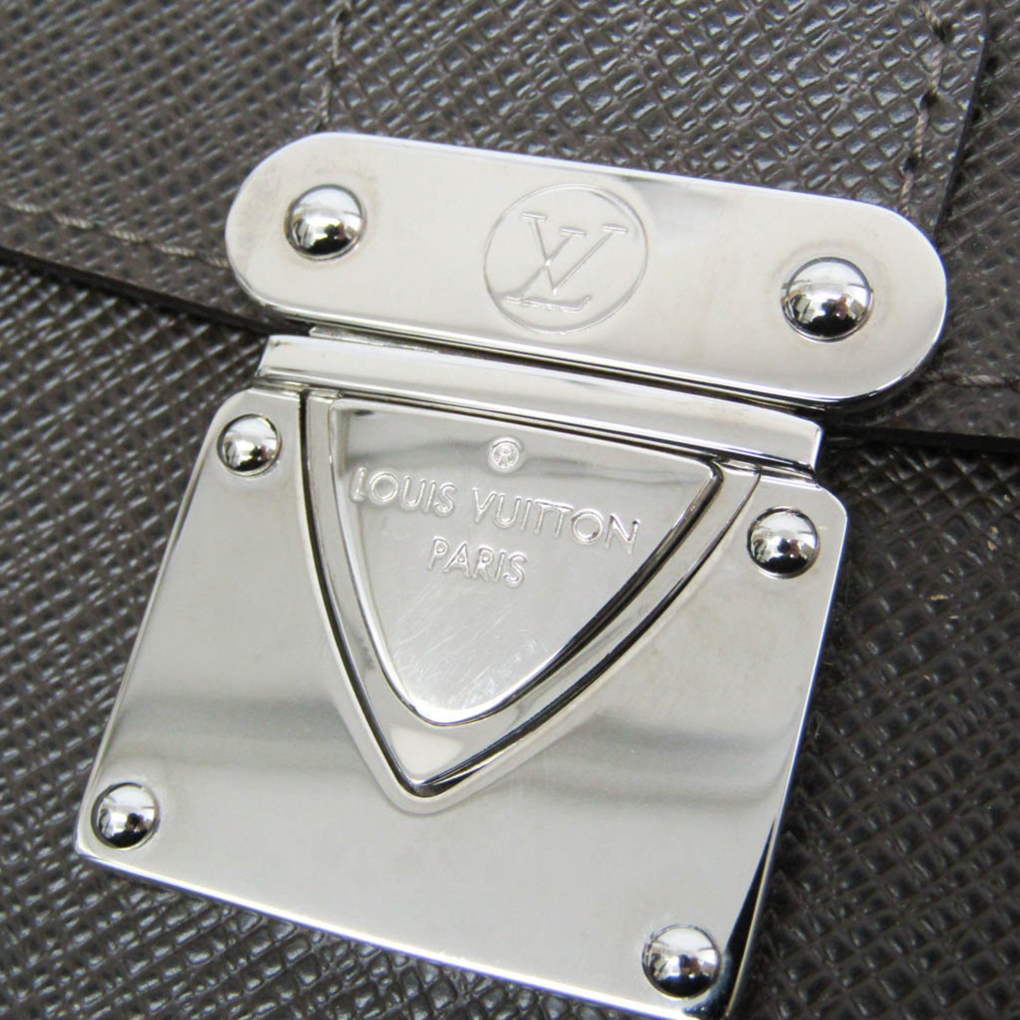 ルイ・ヴィトン(Louis Vuitton) タイガ ベライア M32598 メンズ ...
