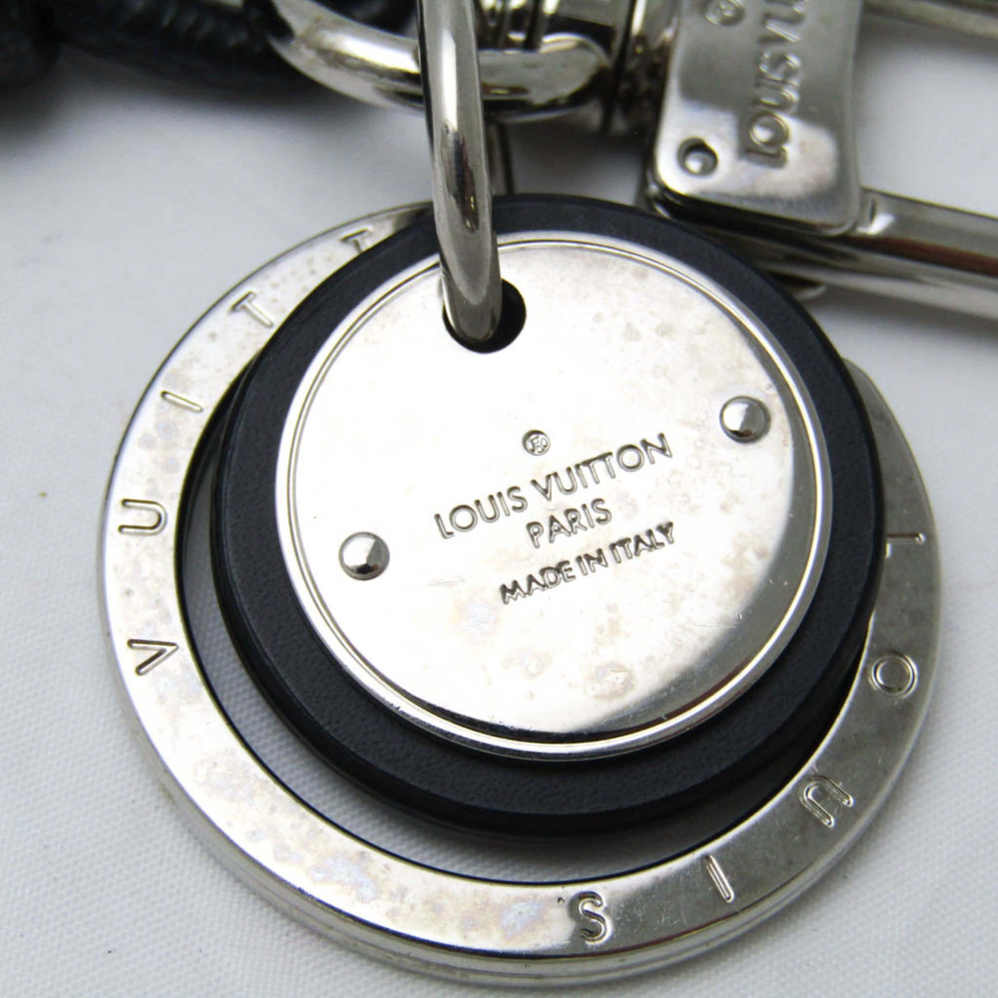 ルイ・ヴィトン(Louis Vuitton) ダミエ・グラフィット レザーロープ M67224 キーホルダー (ダミエ・グラフィット,シルバー)