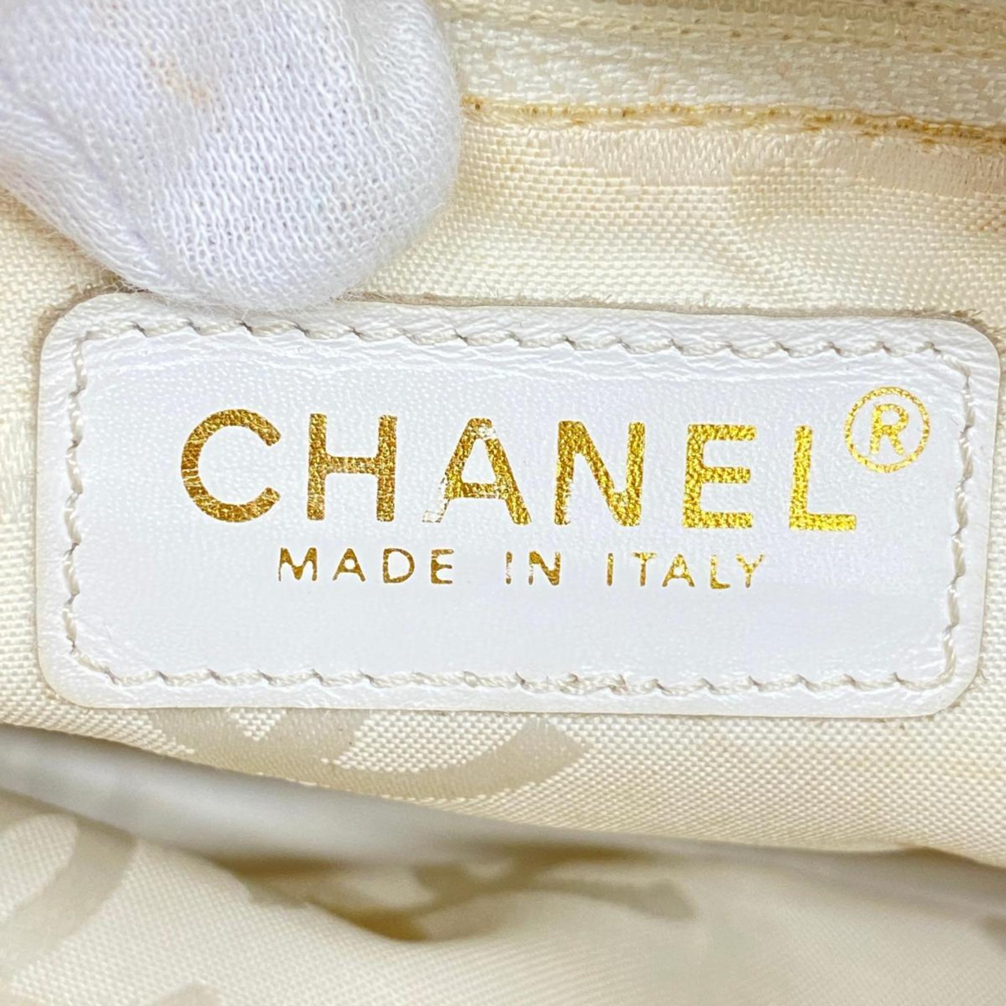 シャネル(Chanel) シャネル ショルダーバッグ キャビアスキン ホワイト   レディース