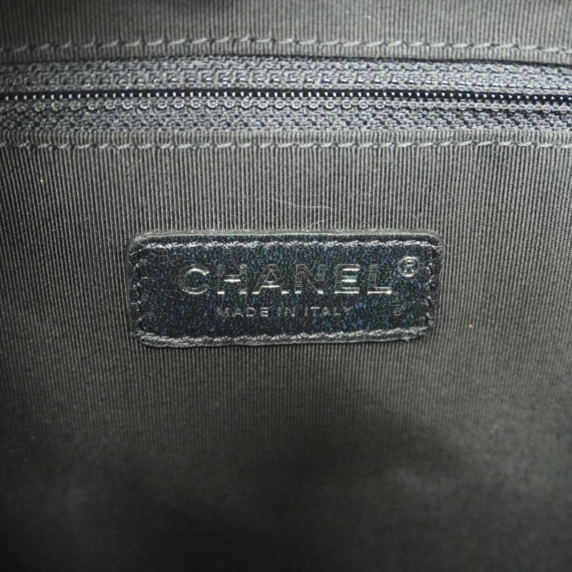 シャネル(Chanel) シャネル ショルダーバッグ マトラッセ ガブリエル チェーンショルダー レザー ブラック ゴールド    レディース