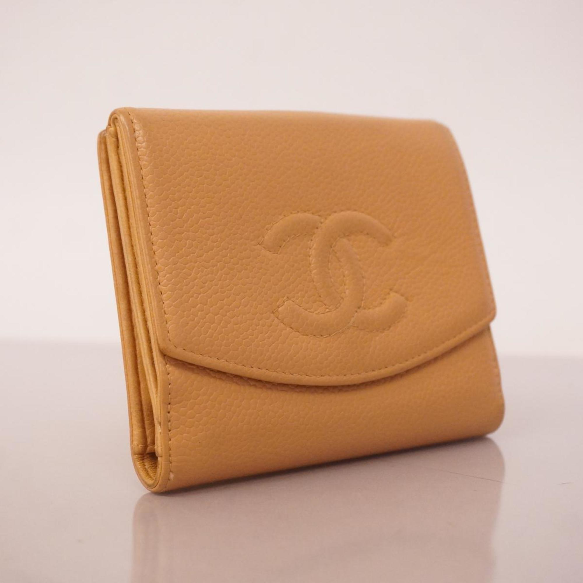 シャネル(Chanel) シャネル 三つ折り財布 キャビアスキン ライトブラウン   レディース
