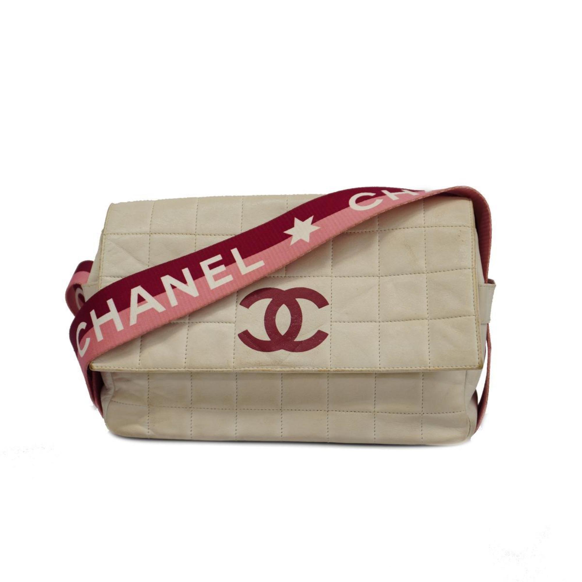 シャネル(Chanel) シャネル ショルダーバッグ チョコバー スポーツ ラムスキン ホワイト ピンク   レディース