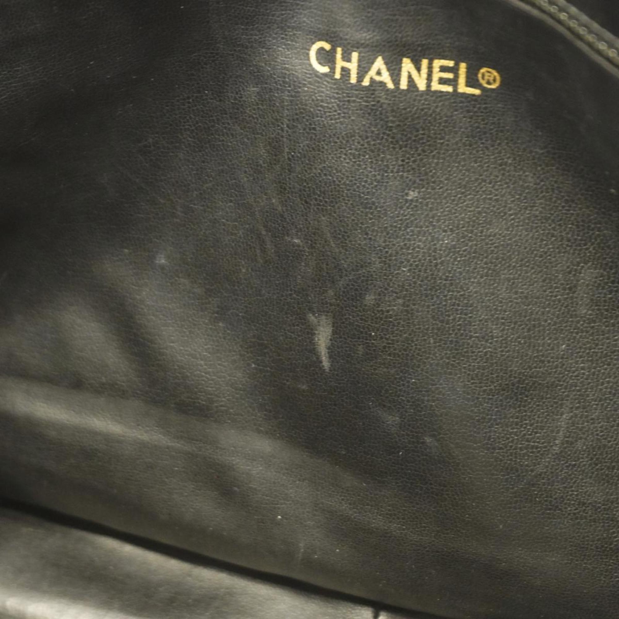 シャネル(Chanel) シャネル ショルダーバッグ マトラッセ ラムスキン ブラック   レディース