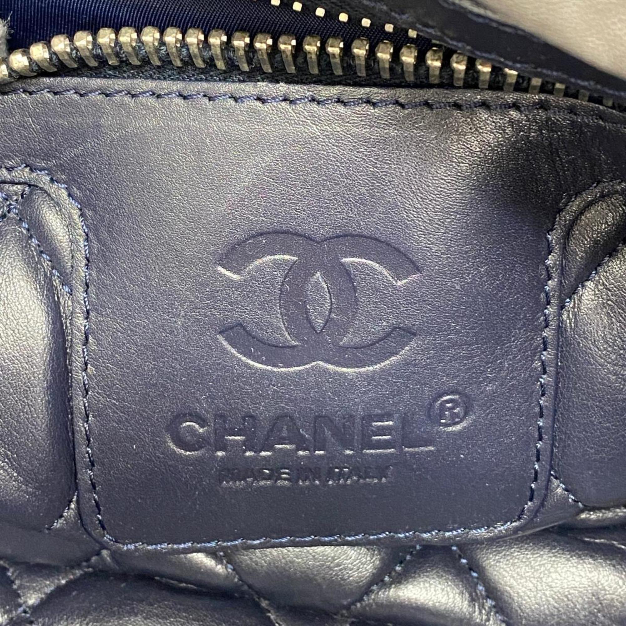 シャネル(Chanel) シャネル トートバッグ コココクーン レザー グレー  レディース