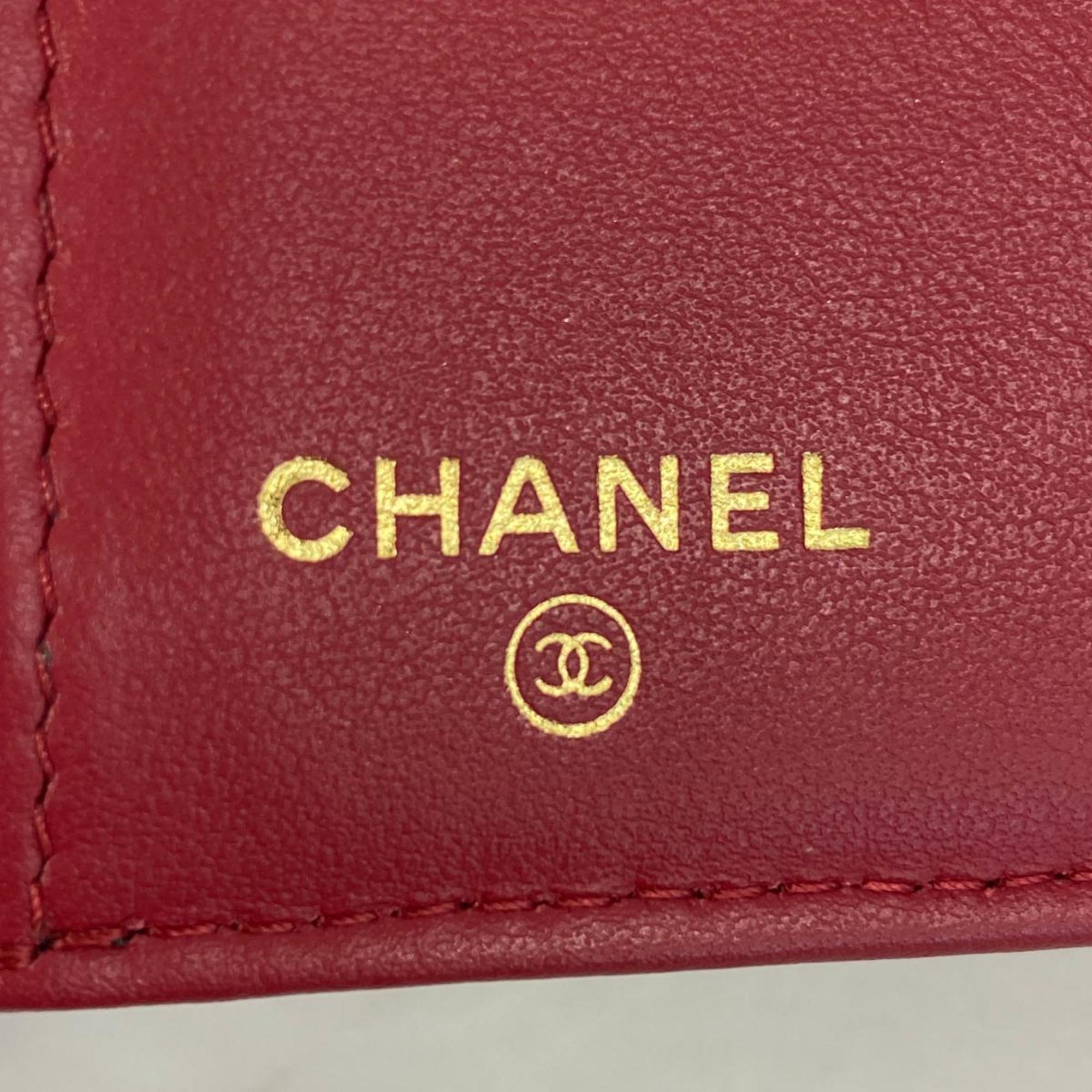 シャネル(Chanel) シャネル 三つ折り財布 マトラッセ ラムスキン ブラック   レディース