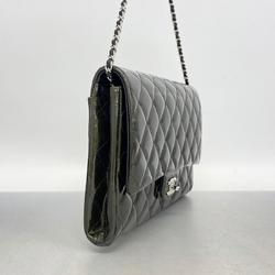 シャネル(Chanel) シャネル ショルダーバッグ マトラッセ チェーンショルダー パテントレザー カーキ ブラック   レディース