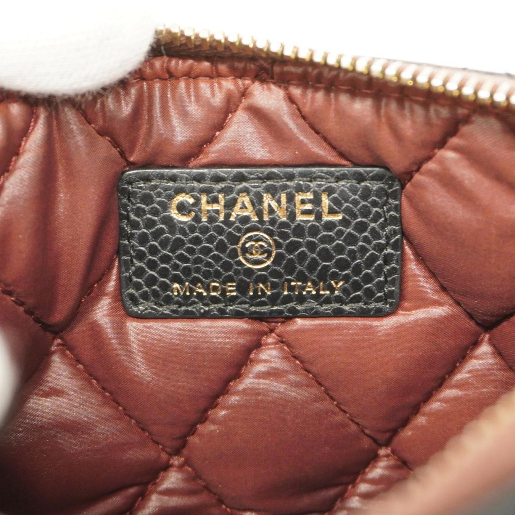 シャネル(Chanel) シャネル ポーチ マトラッセ キャビアスキン ブラック   レディース