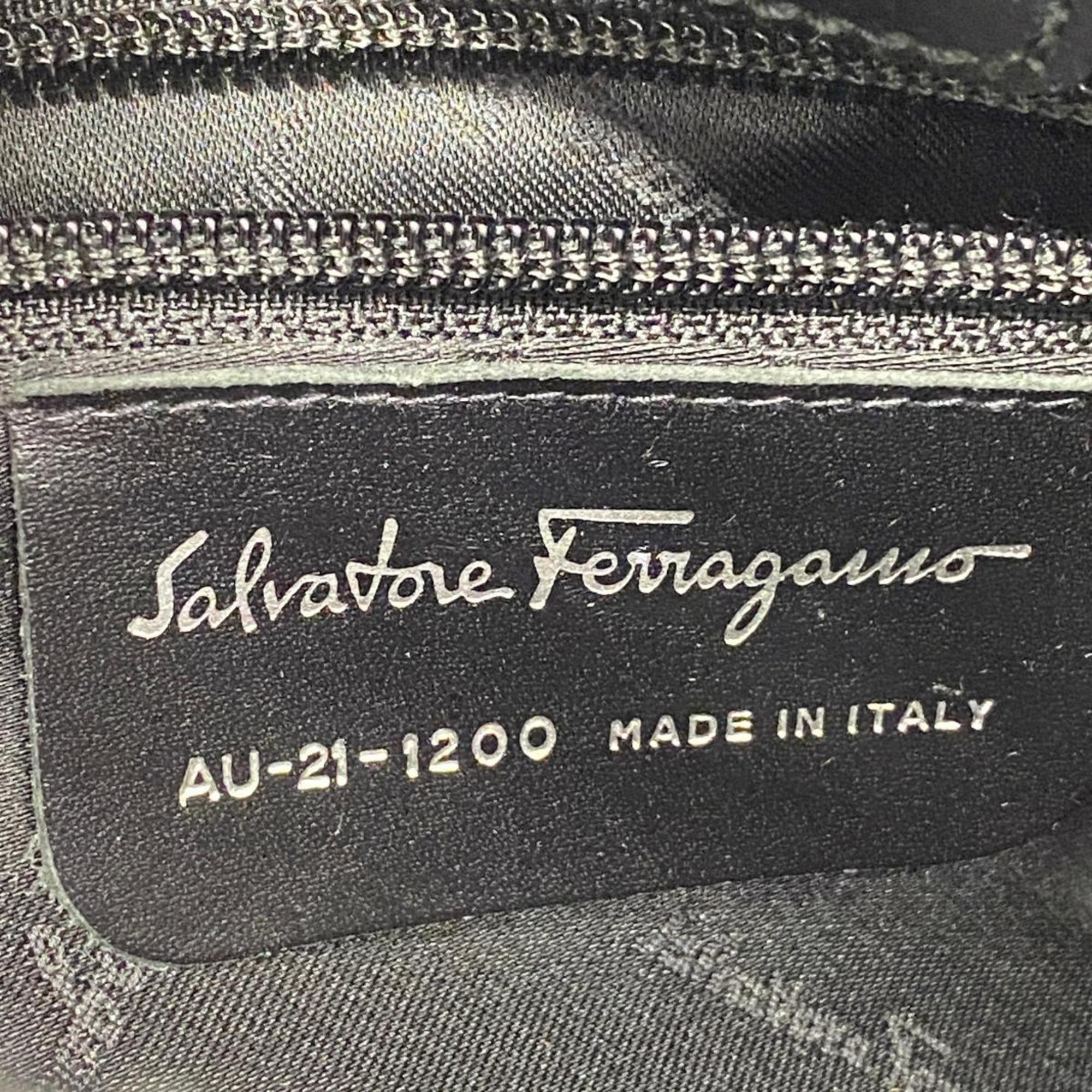 サルヴァトーレ・フェラガモ(Salvatore Ferragamo) サルヴァトーレフェラガモ ショルダーバッグ キャンバス レザー ブラック   レディース