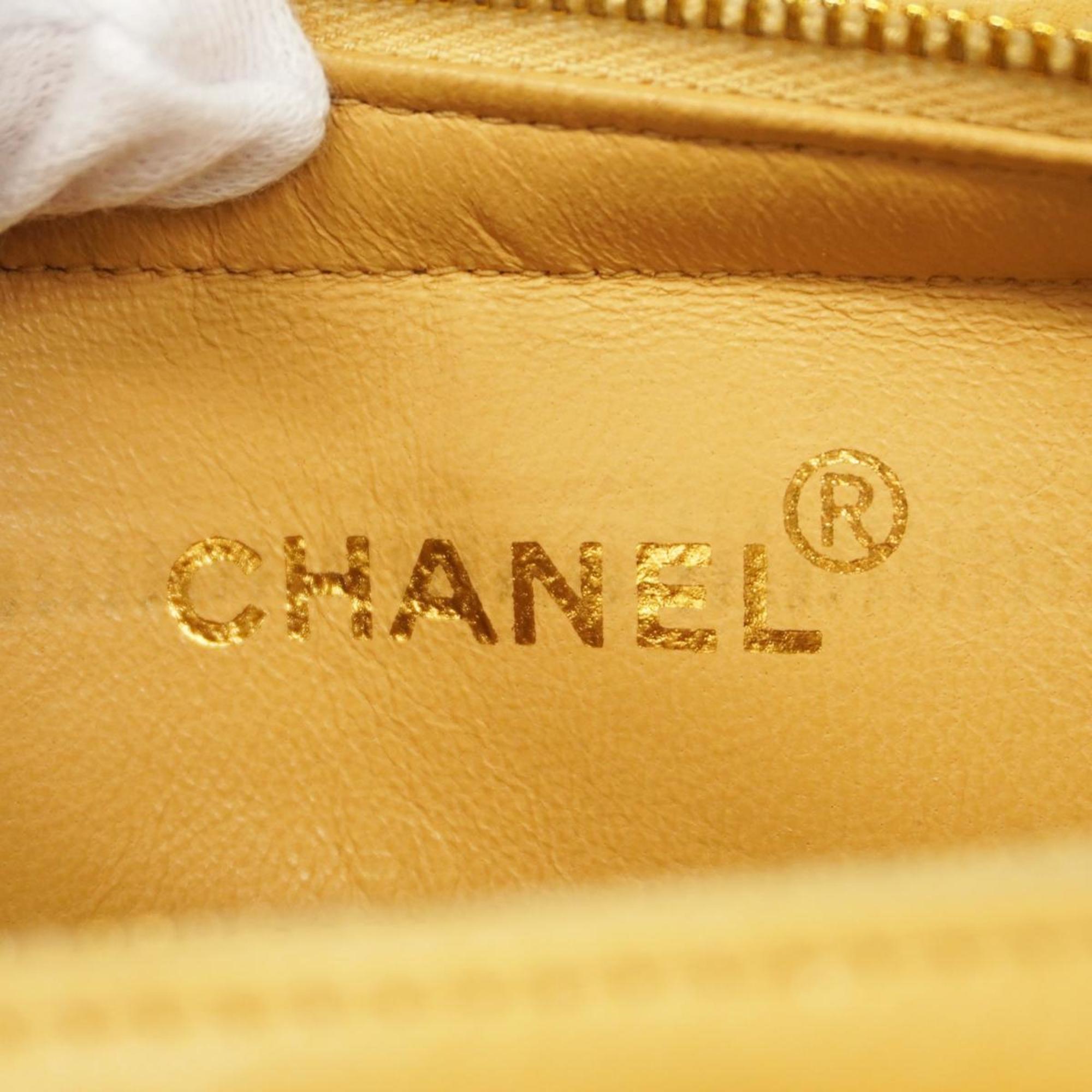 シャネル(Chanel) シャネル ショルダーバッグ マトラッセ チェーンショルダー キャビアスキン ベージュ   レディース