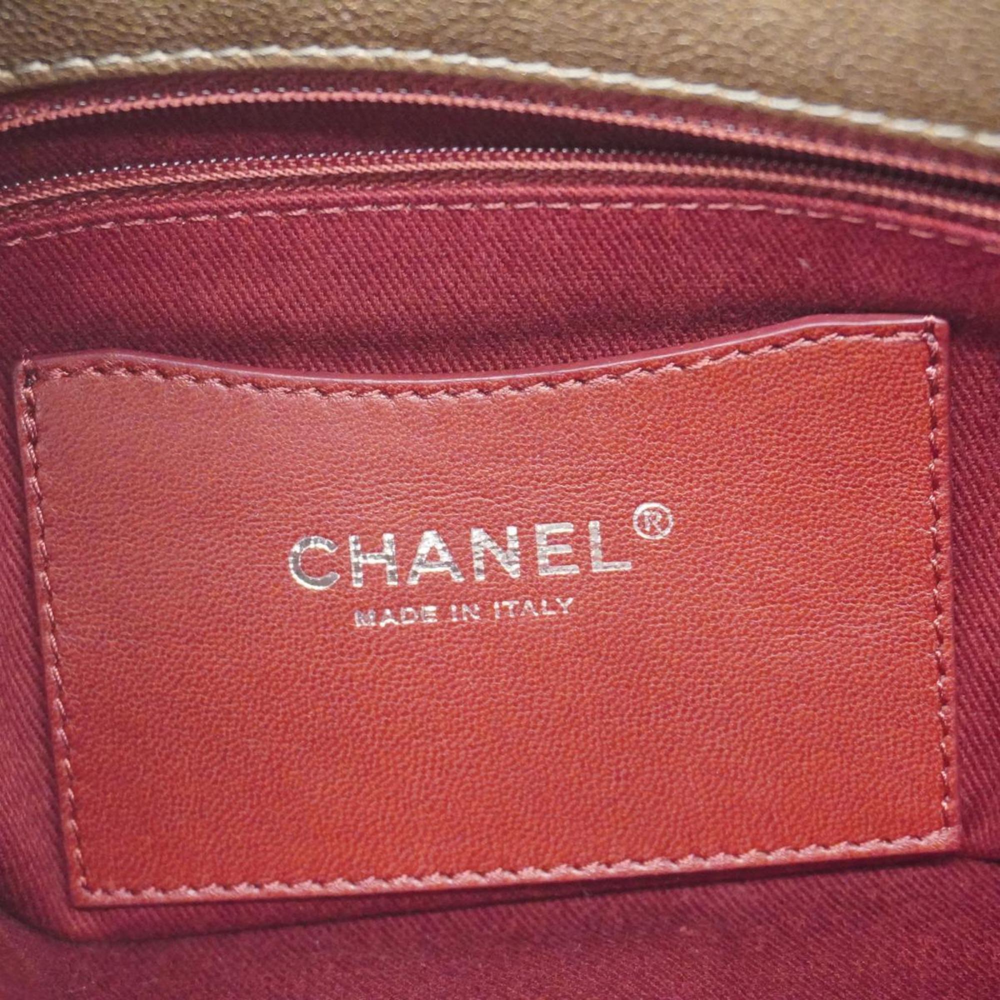 シャネル(Chanel) シャネル ショルダーバッグ レザー カーキ  レディース