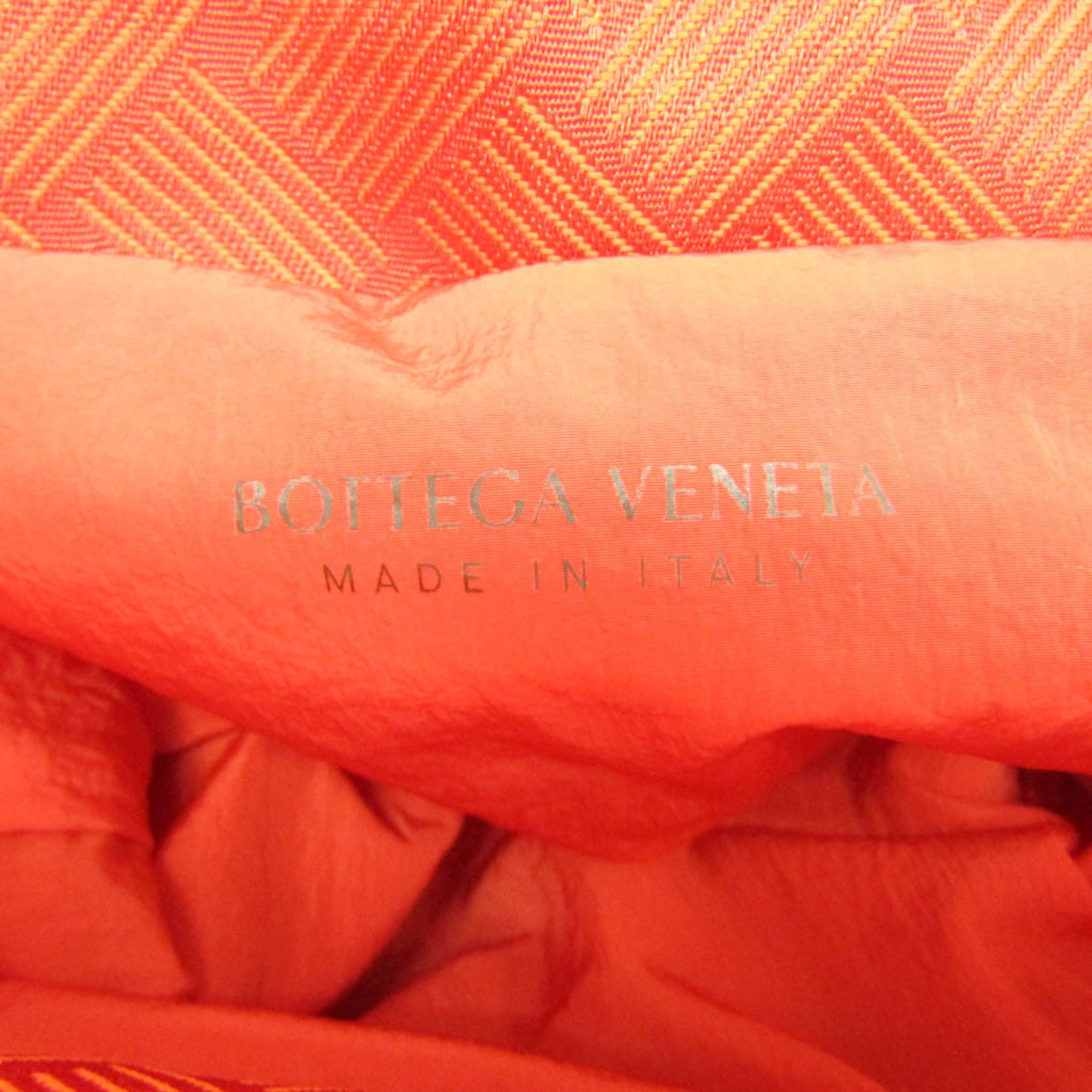 ボッテガ・ヴェネタ(Bottega Veneta) メンズ ナイロン ショルダーバッグ,ボディバッグ レッド