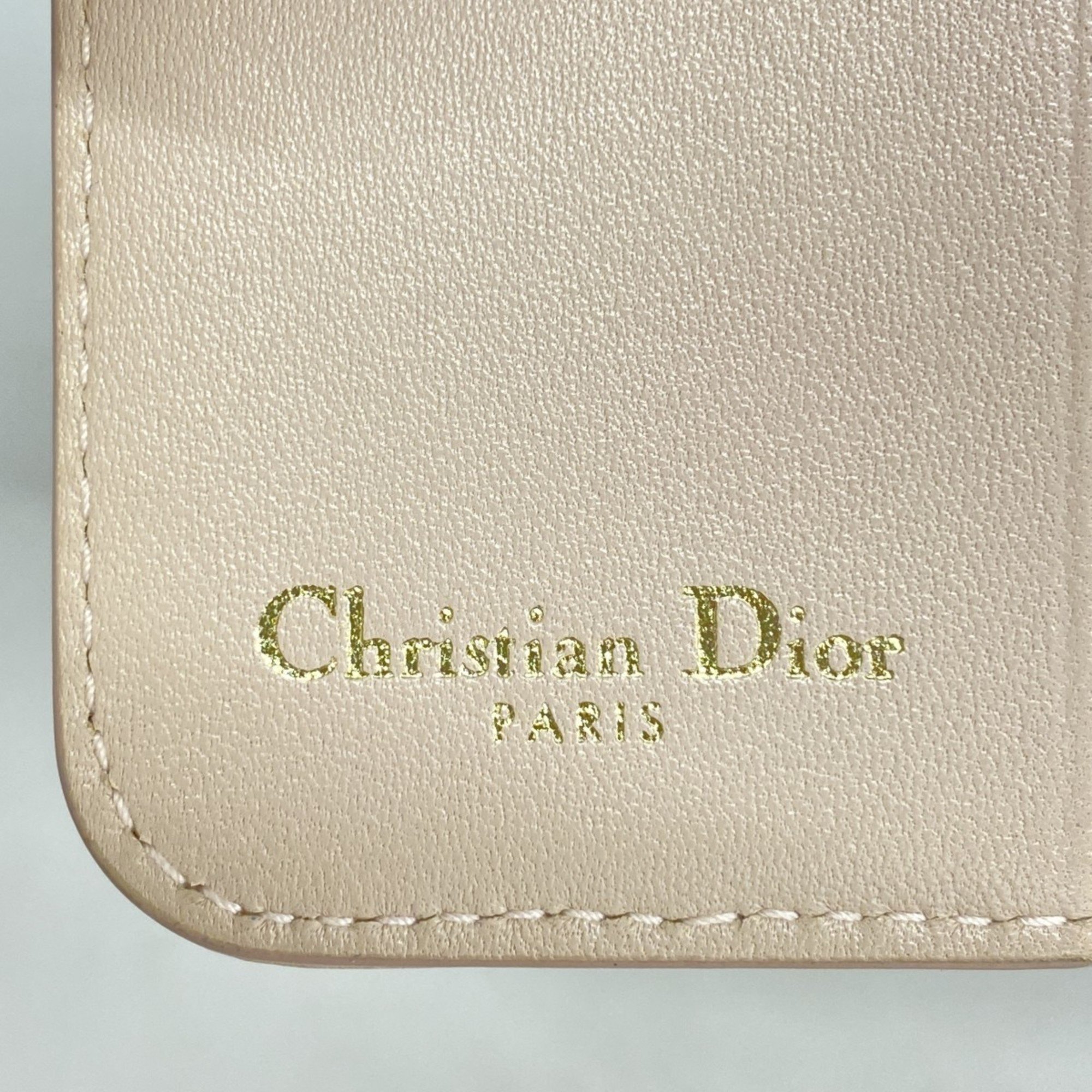 クリスチャン・ディオール(Christian Dior) クリスチャンディオール 財布 ディオラマ レザー ピンクベージュ シャンパンレディース