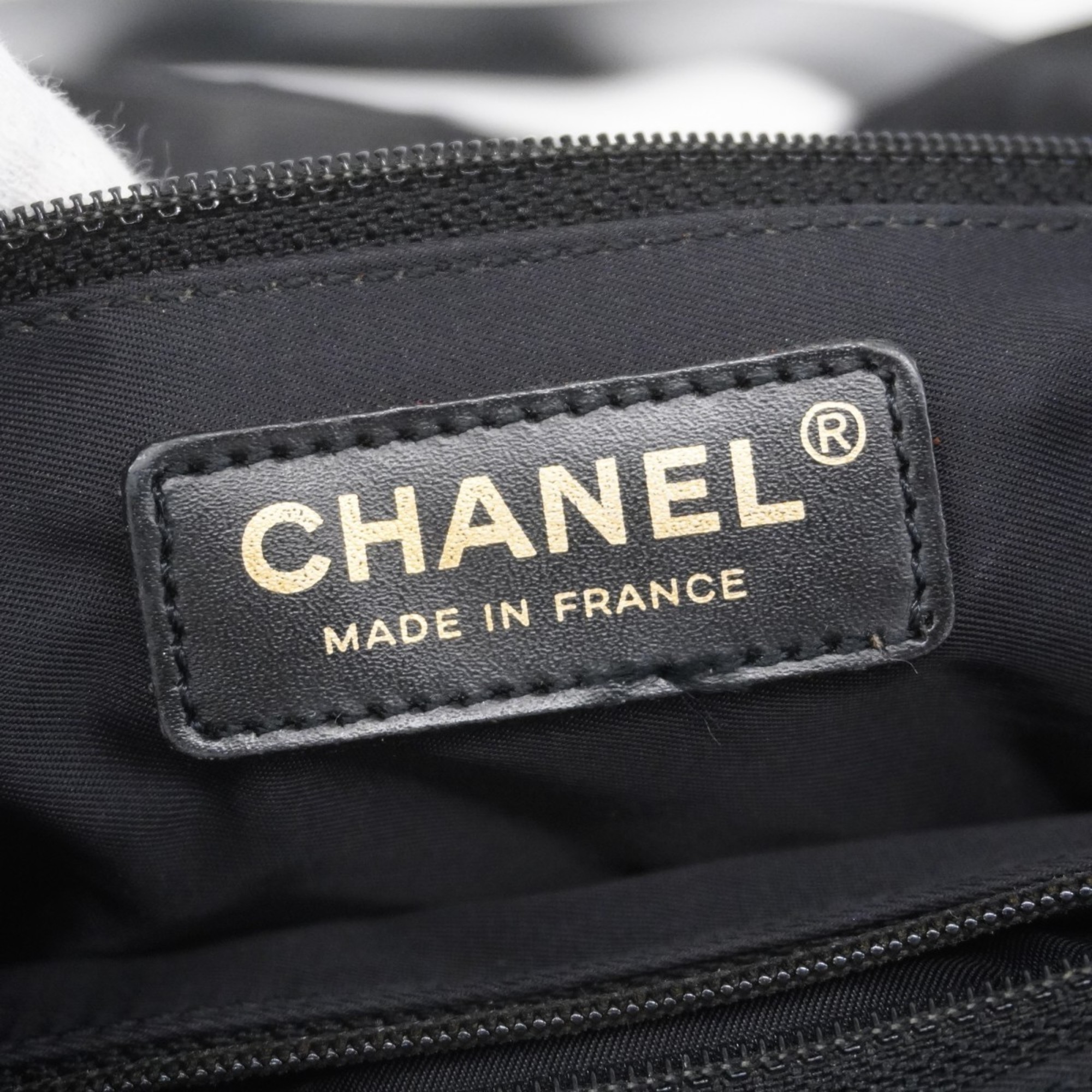 シャネル(Chanel) シャネル トートバッグ ニュートラベル ナイロン ブラック シャンパンレディース