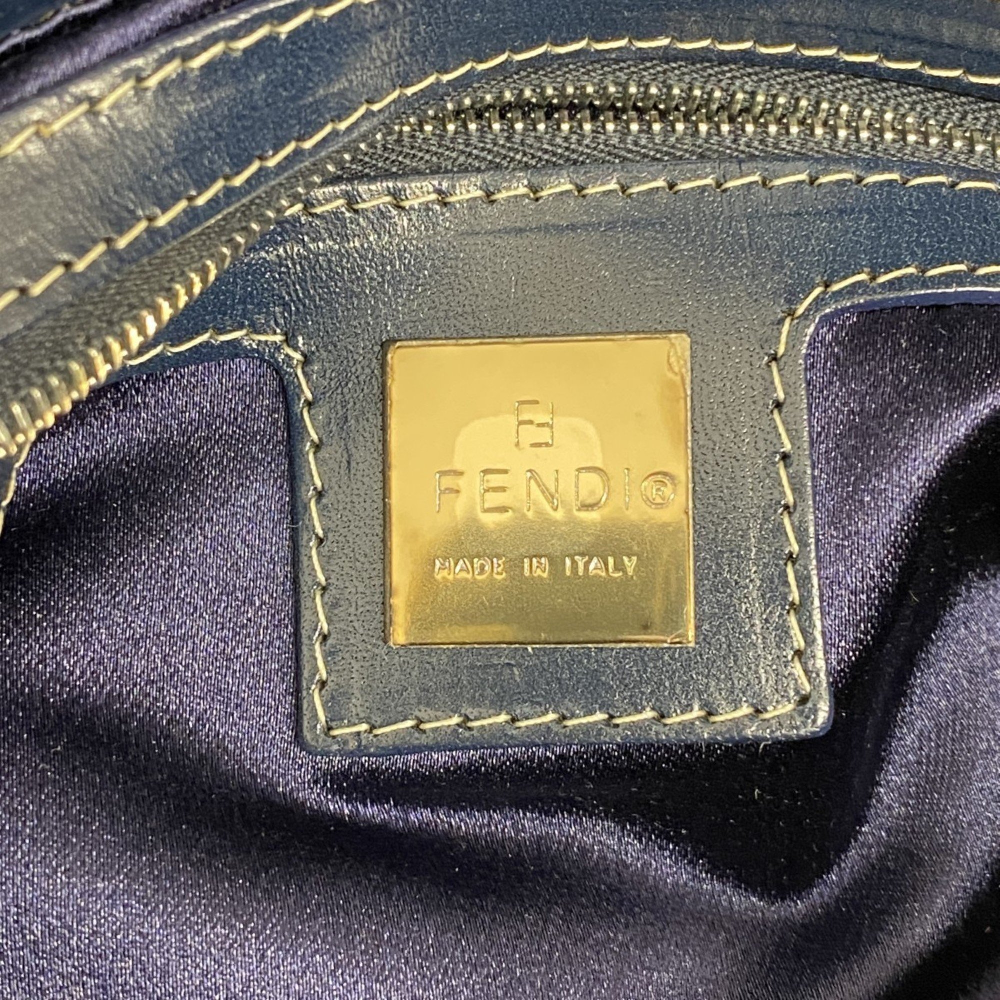 フェンディ(Fendi) フェンディ ショルダーバッグ ズッキーノ ナイロンキャンバス ネイビー レディース