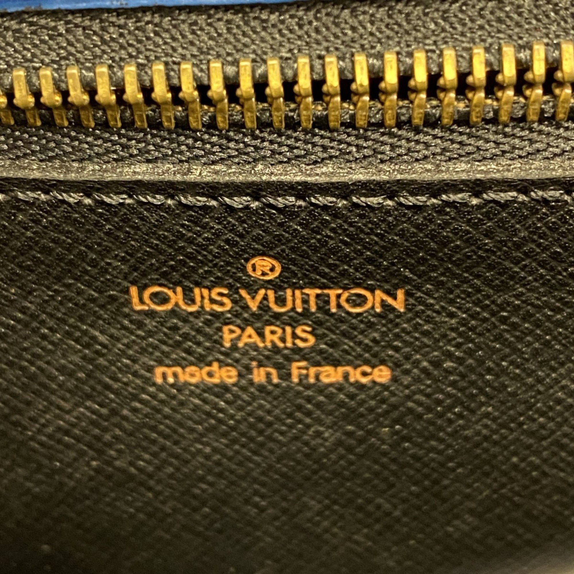 ルイ・ヴィトン(Louis Vuitton) ルイ・ヴィトン ショルダーバッグ エピ サンクルー M52195 トレドブルーレディース