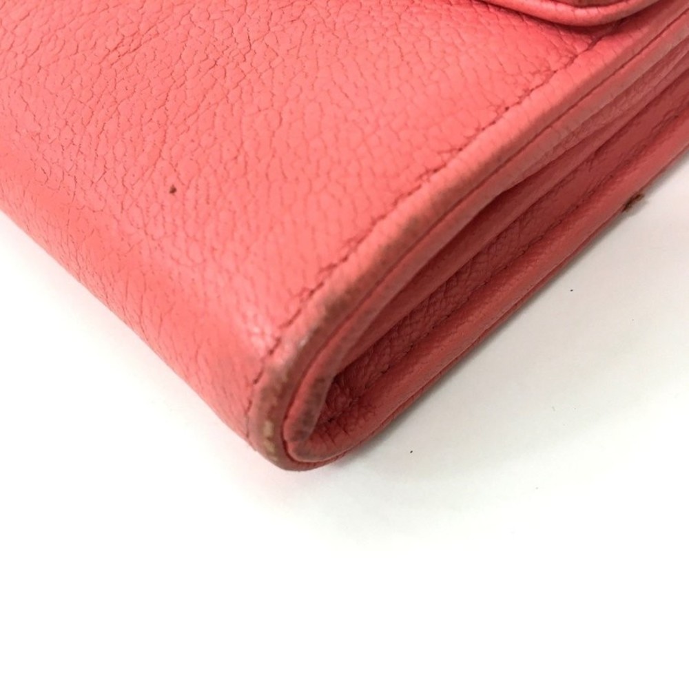 Chanel 22P pink grained calfskin zippy wallet