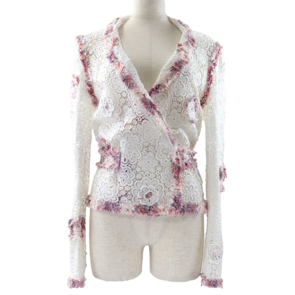 Chanel 04P Runway Wear Belted Flower Lace Jacket Women's White Multi 36  Pearl Button | eLADY Globazone
