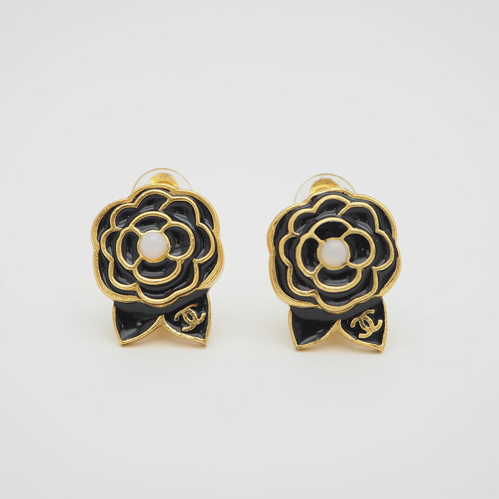 CHANEL Chanel Camellia Earrings 02A Black x Gold Flower Motif
