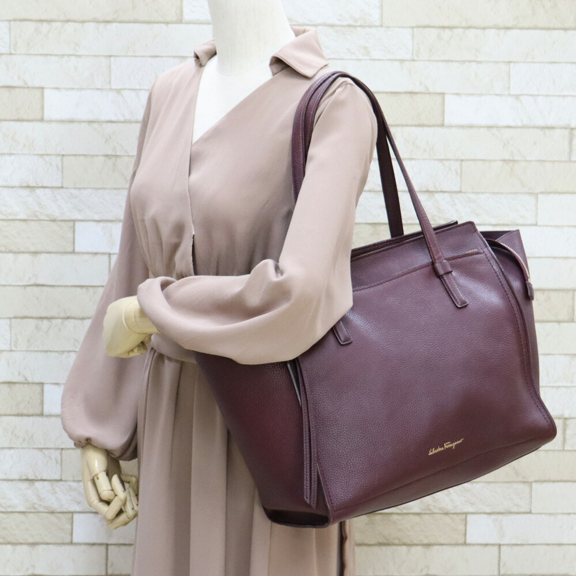 Salvatore Ferragamo Shoulder Bag Purple Women's Leather
