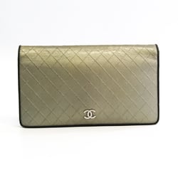 Chanel Women's Leather Middle Wallet (bi-fold) Gold
