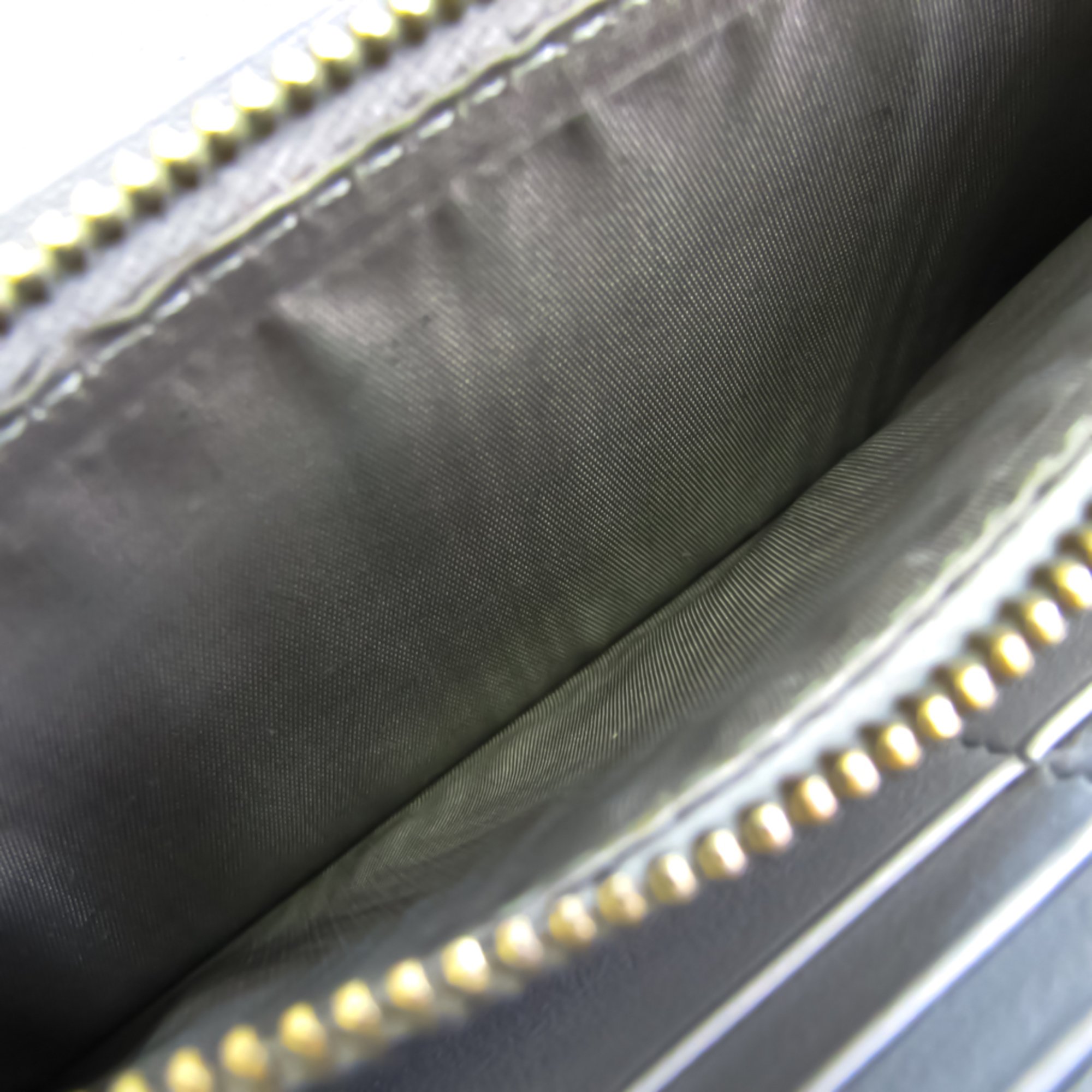 Valentino Garavani Women's Leather Wallet (bi-fold) Light Gray