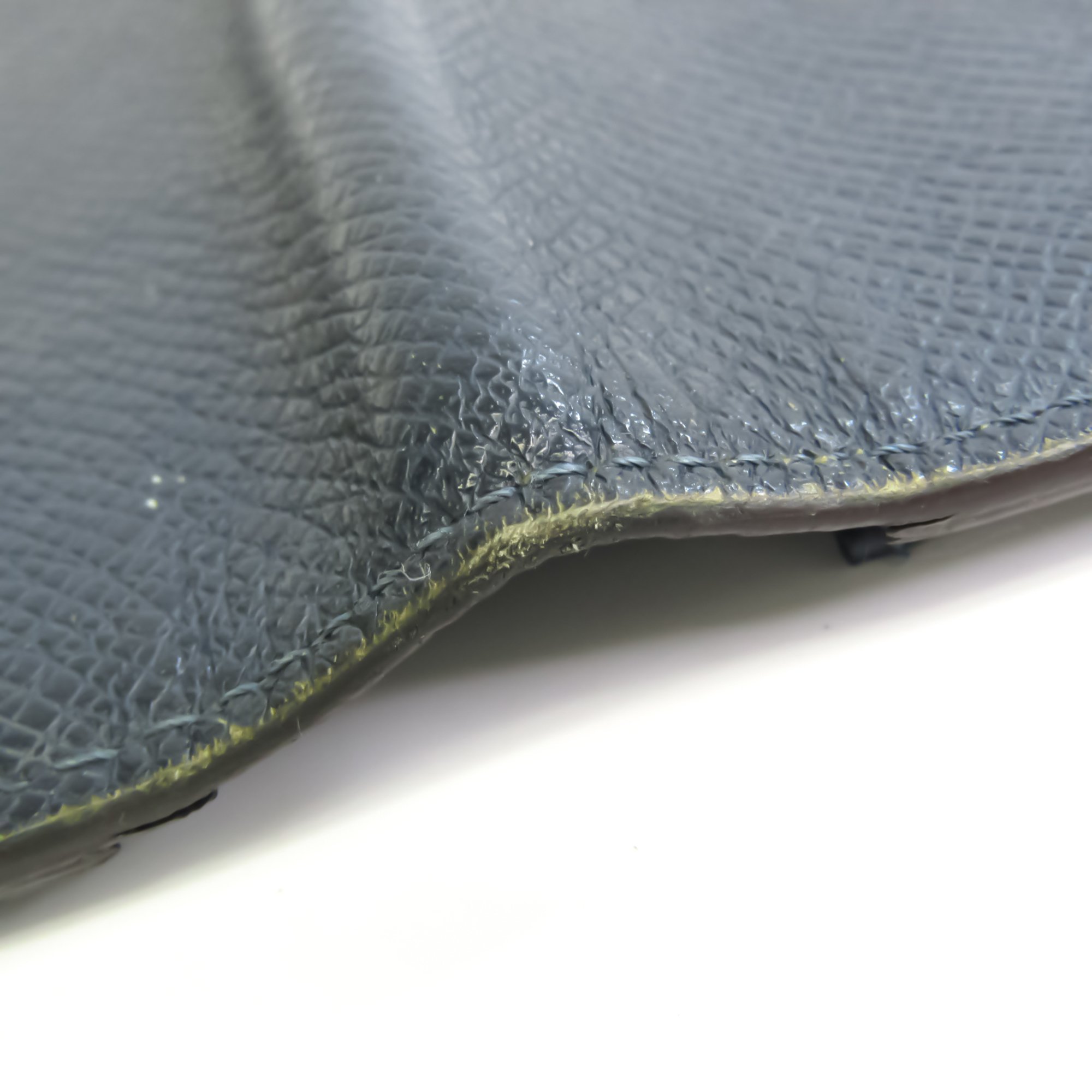 Louis Vuitton Taiga Long Wallet M33404 Men's Taiga Leather Long Bill Wallet (bi-fold) Ocean