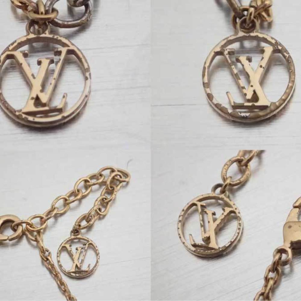 Louis Vuitton Gold Logo Mania Necklace Silvery Golden Metal ref