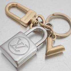 Louis Vuitton, Bags, Lv Gold Lock Key 32