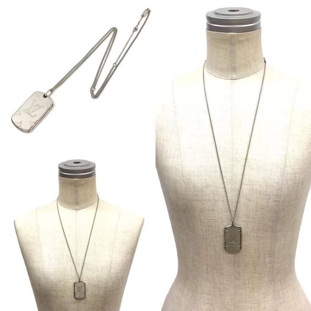 Louis Vuitton Silver-tone Locket Pendant Necklace Monogram S00