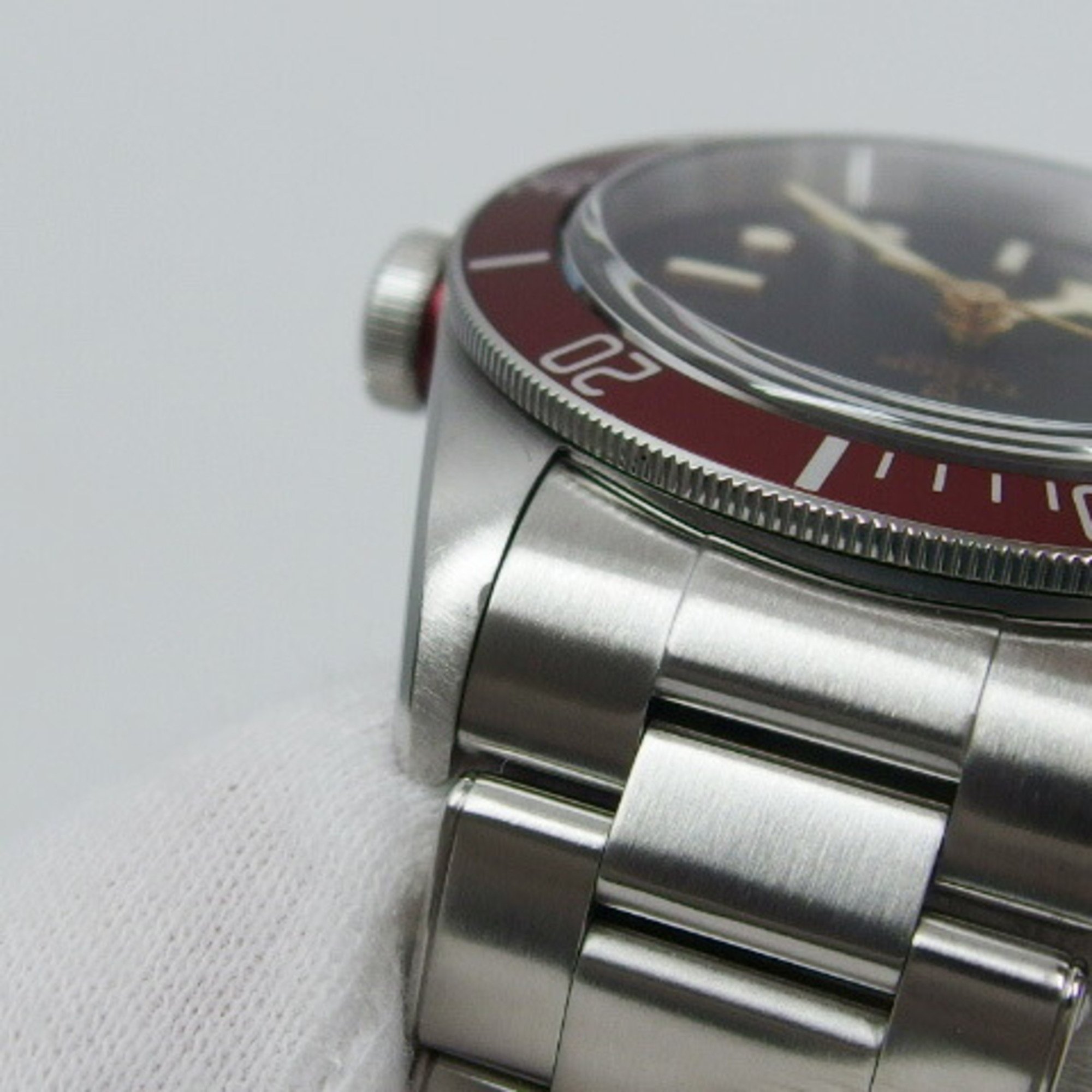 Tudor Heritage Black Bay 79230R black dial men's watch wristwatch