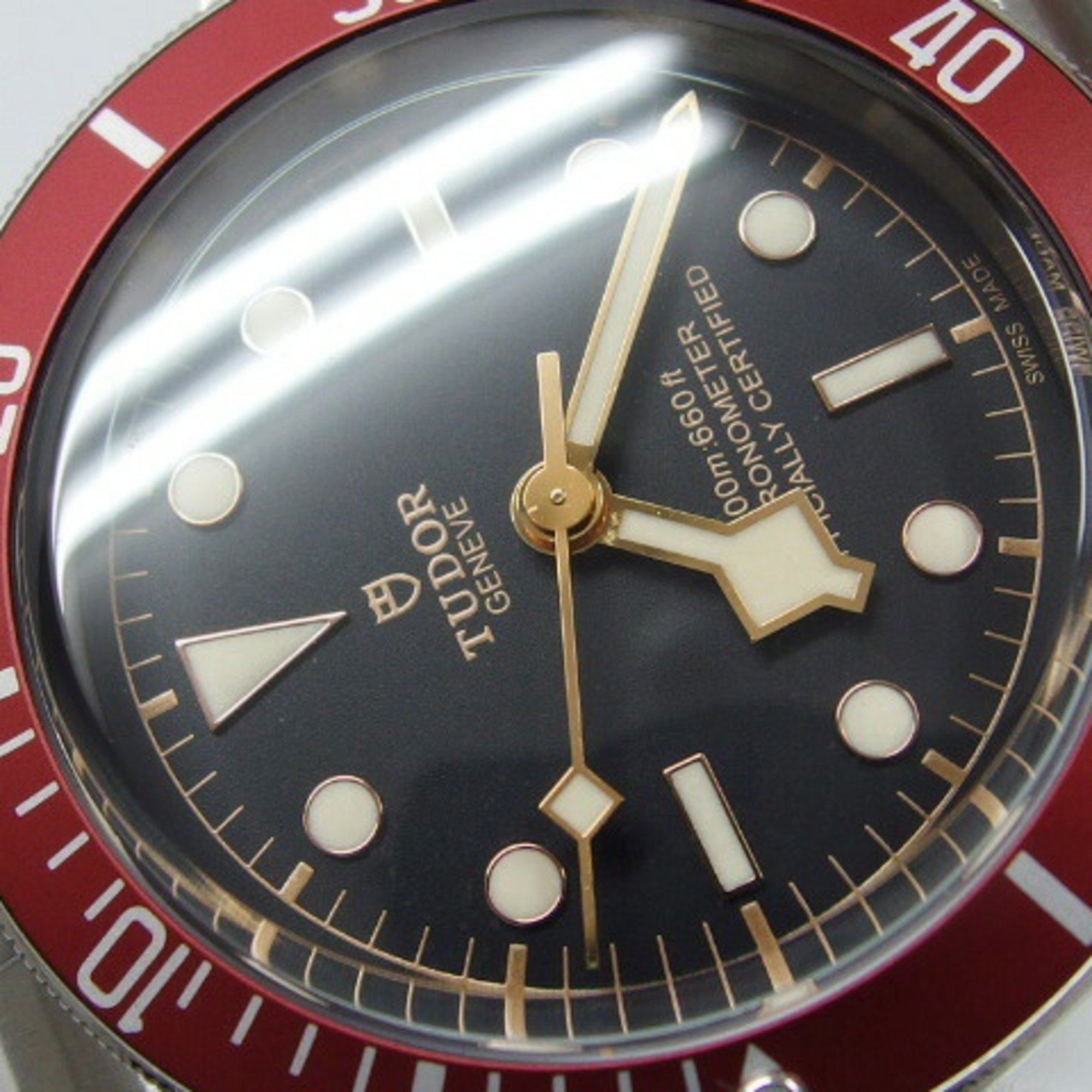 Tudor Heritage Black Bay 79230R black dial men's watch wristwatch