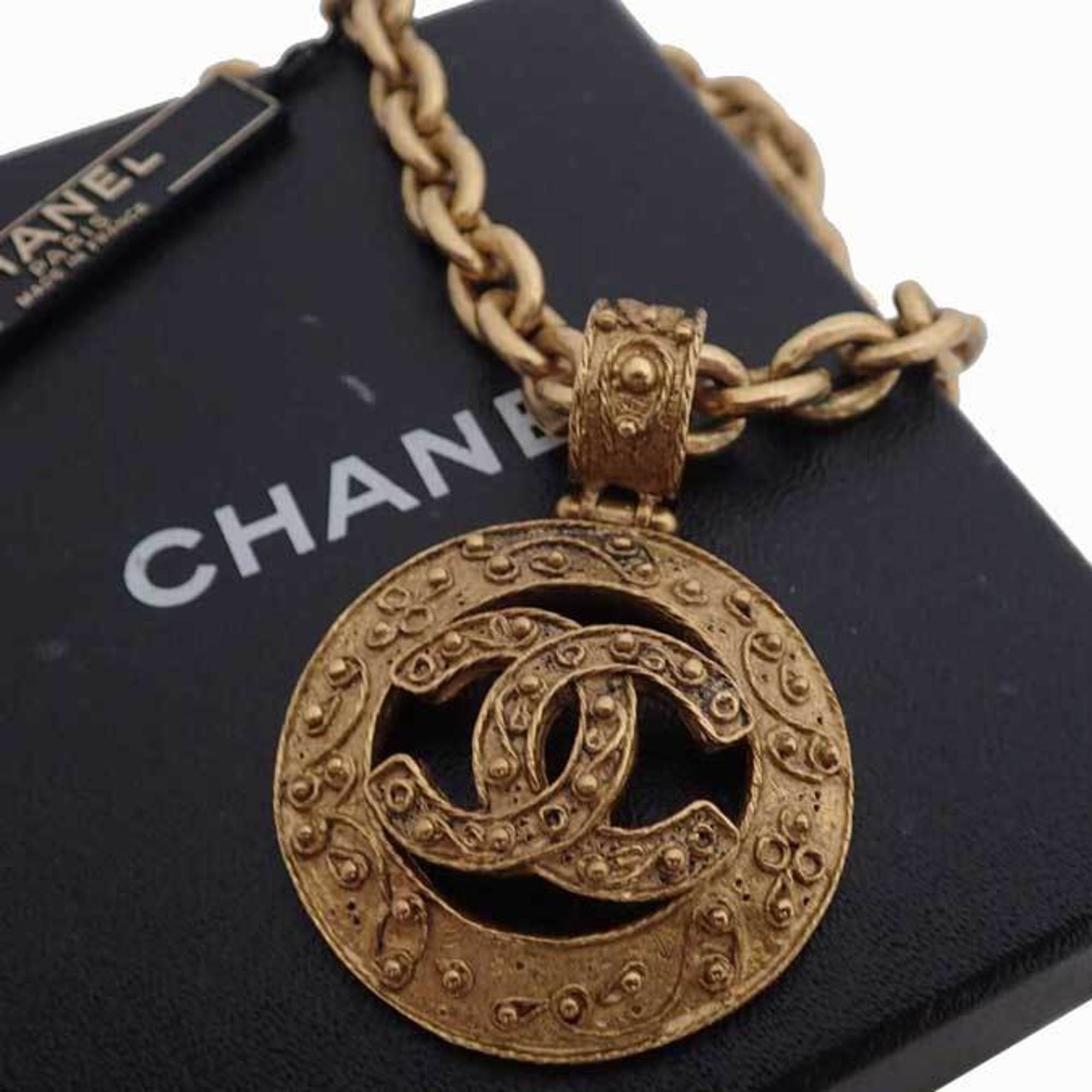 Chanel CHANEL necklace here mark gold pendant chain Lady's