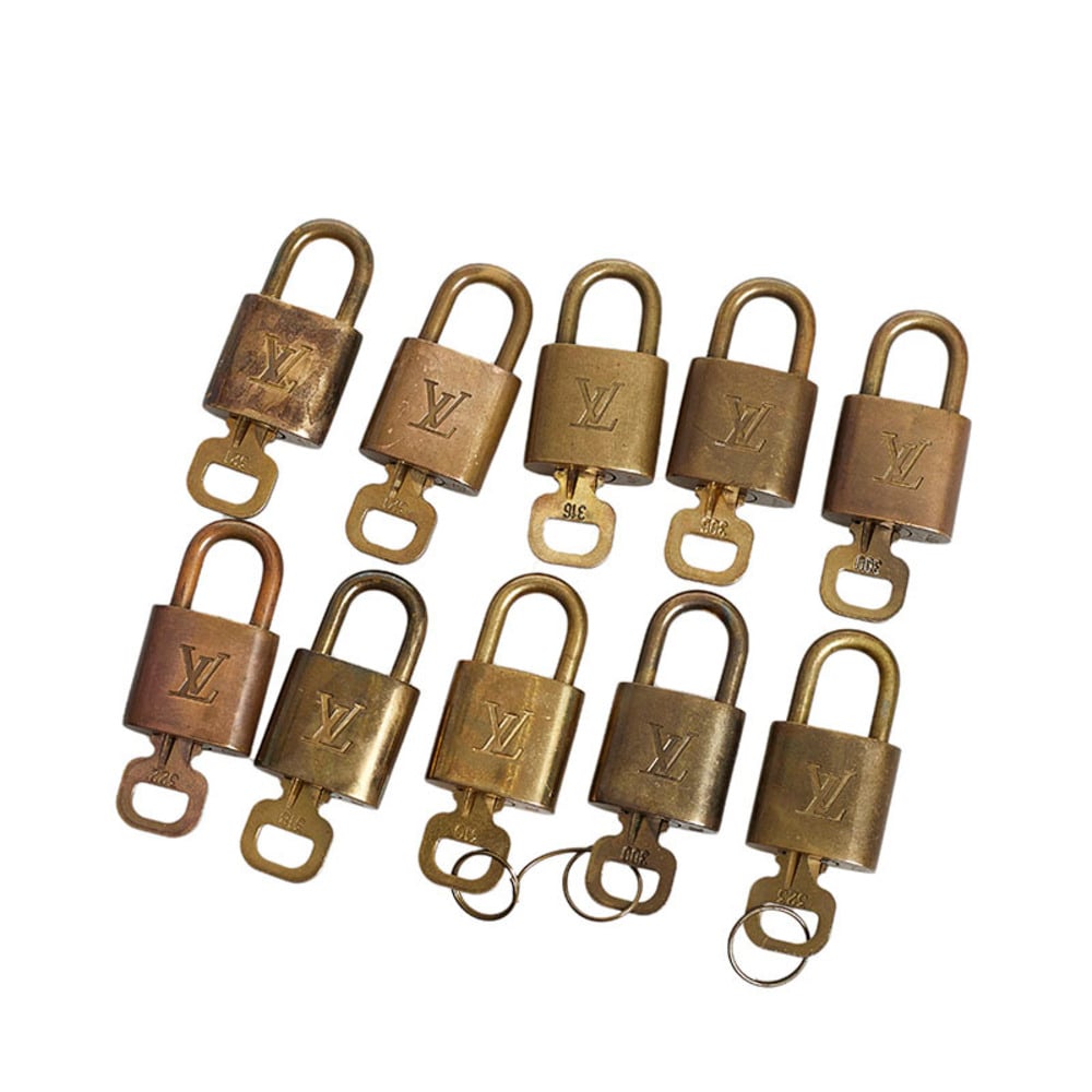 louis-vuitton lock and key set