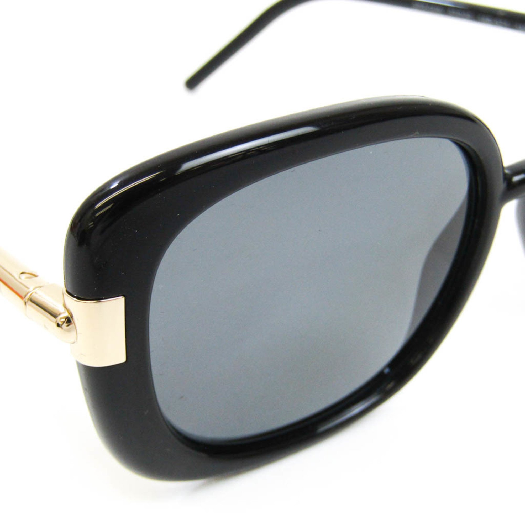 Prada Men,Women Sunglasses Black Square SPR04W