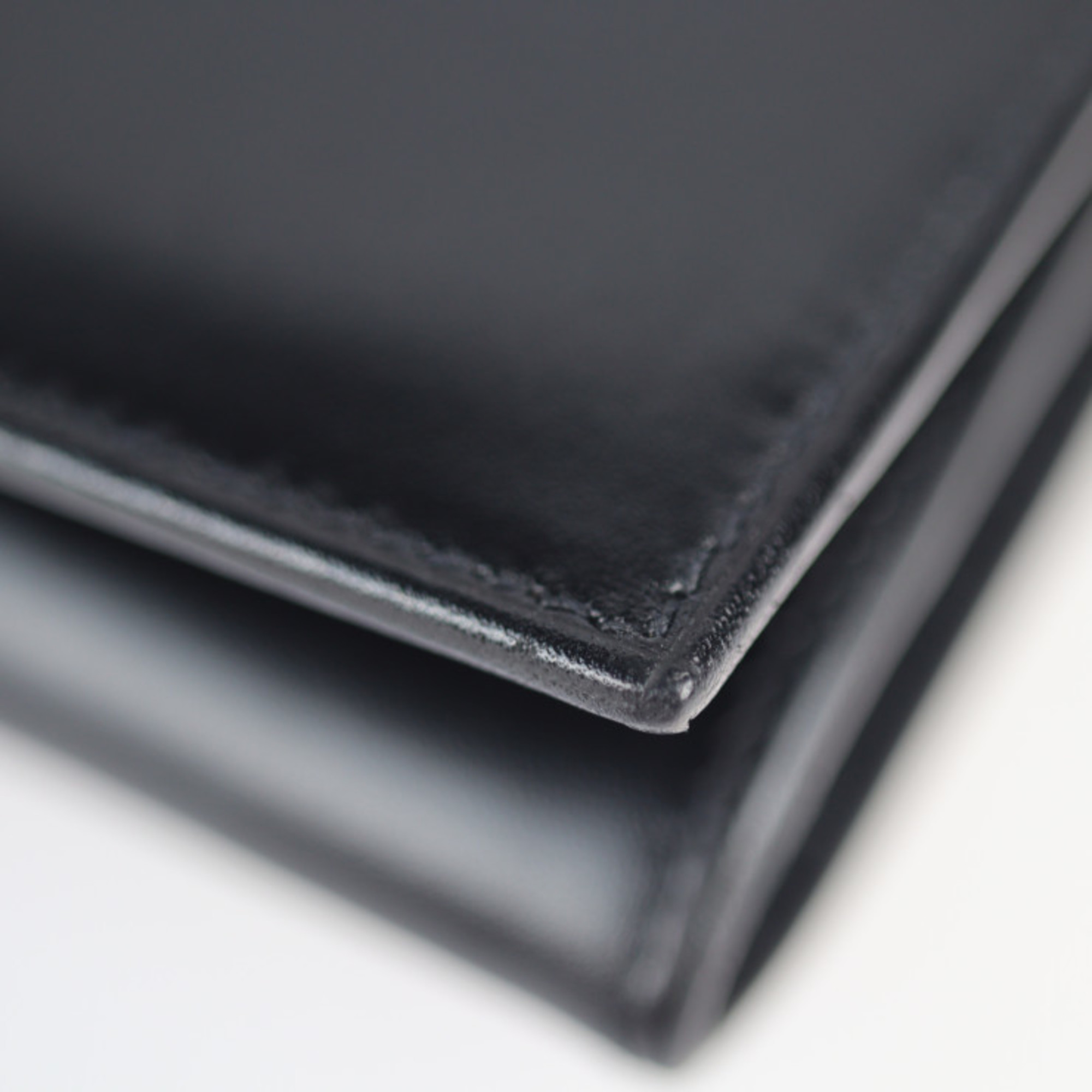 Salvatore Ferragamo Vara bi-fold wallet 22 3059 calf leather black gold hardware long