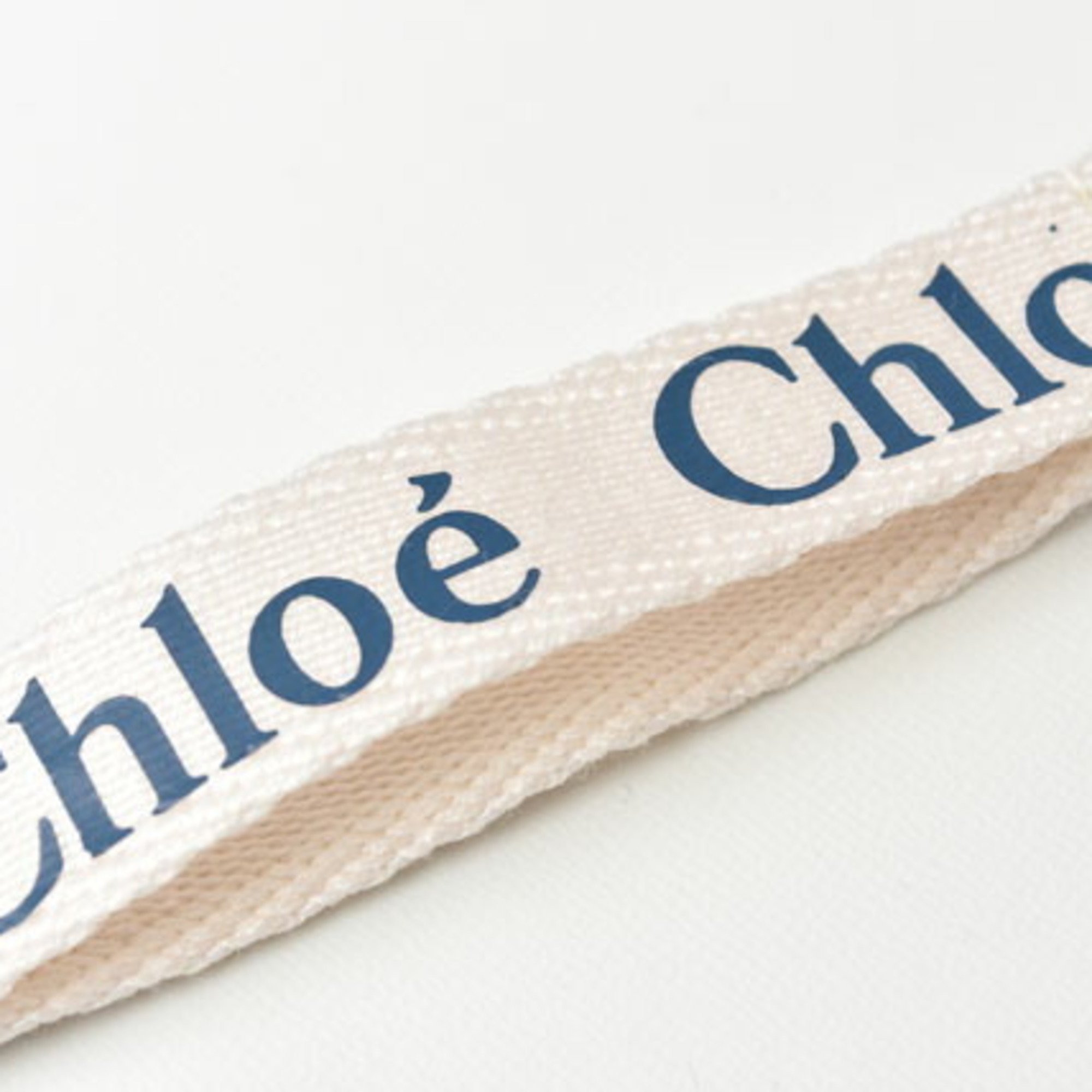 Chloé Chloe key ring bag charm mouse motif love natural silver