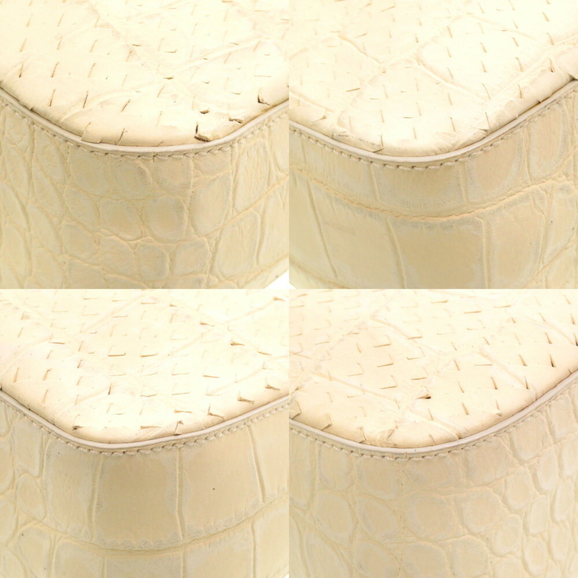 FENDI DESIGNED LEATHER IVORY SHOULDER BAG