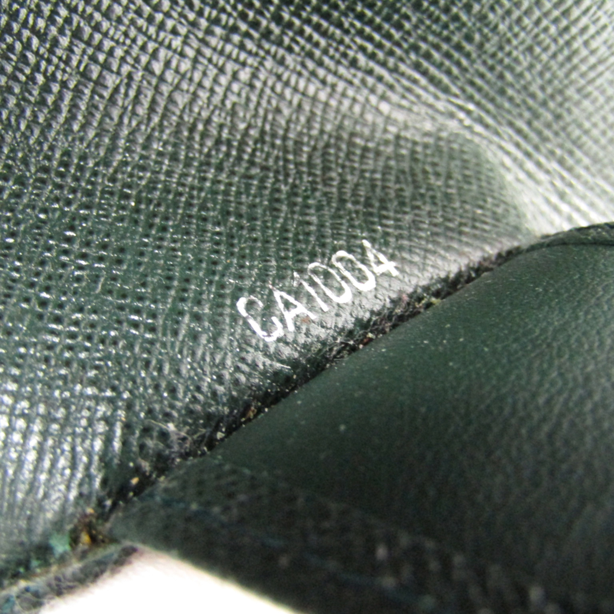 Louis Vuitton Taiga Men's Taiga Leather Key Case Episea Multicles 4 M3052P (M30524)