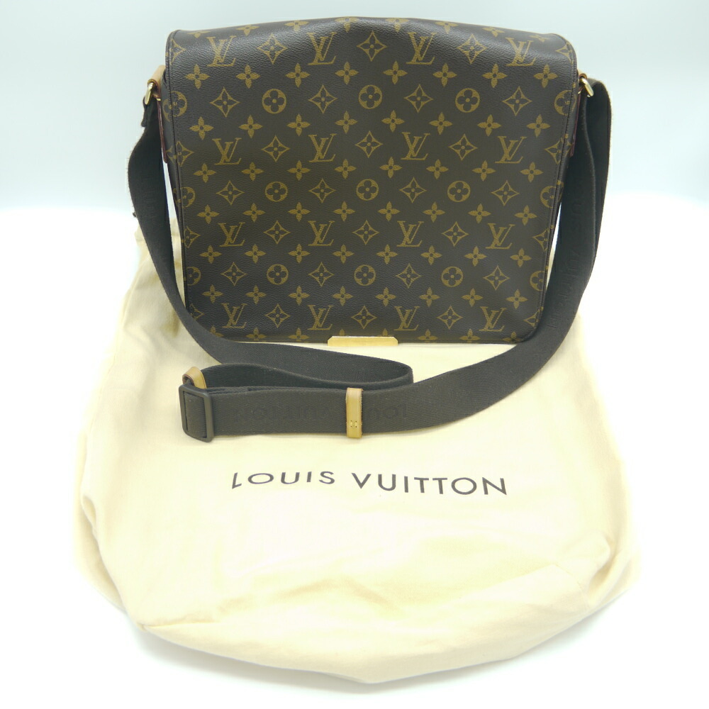 LOUIS VUITTON Monogram Valmy MM Messenger Bag | FASHIONPHILE