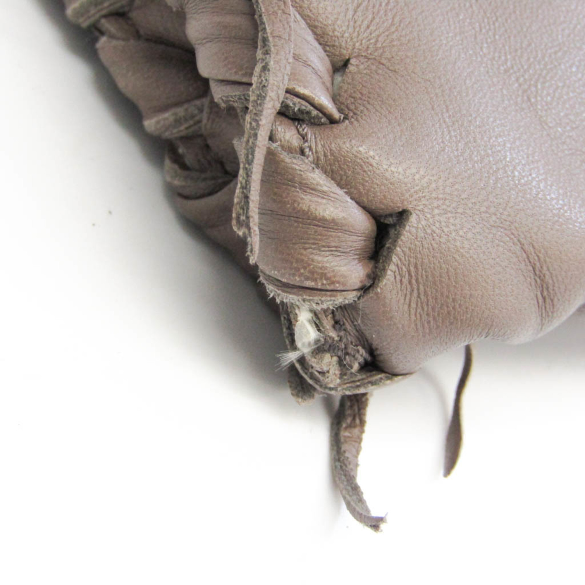 Bottega Veneta Intrecciato Men,Women Leather Clutch Bag Gray Brown