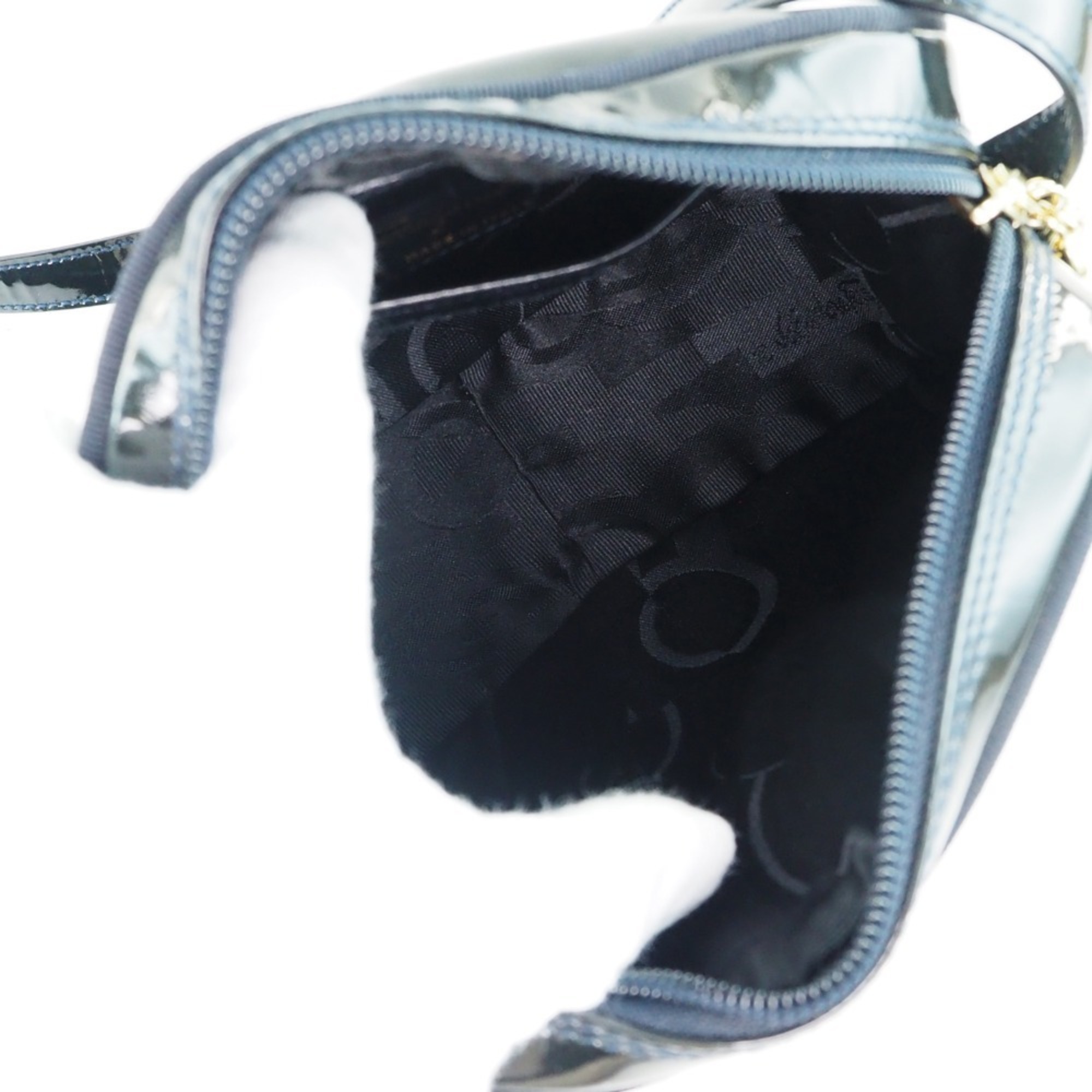 Salvatore Ferragamo Vara DE-21 3096 Patent Leather Black Women's Shoulder Bag