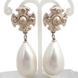 CHANEL earrings here mark metal light gold off-white ladies