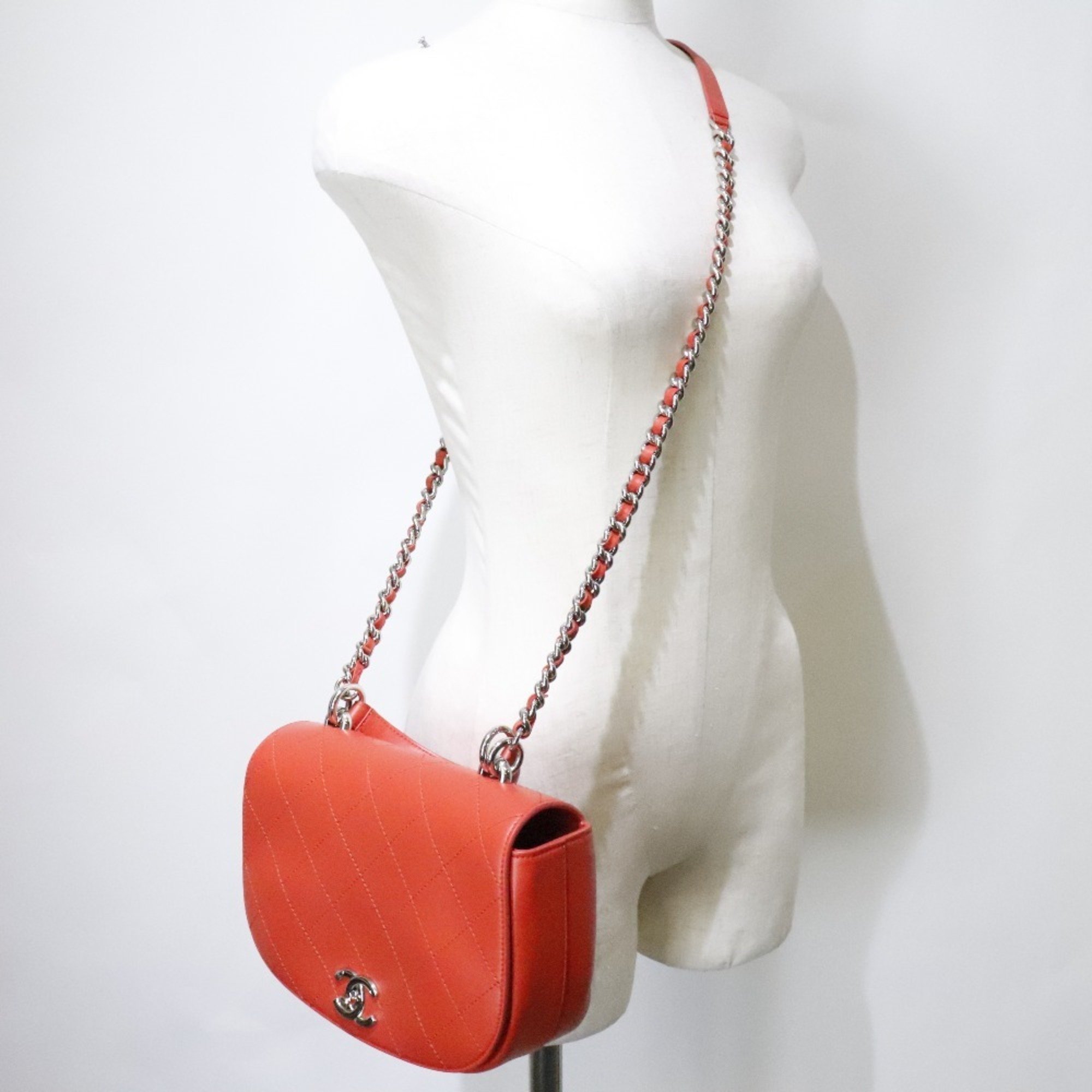 CHANEL Chanel Chain Shoulder Matelasse 2WAY Calf Red Ladies Bag