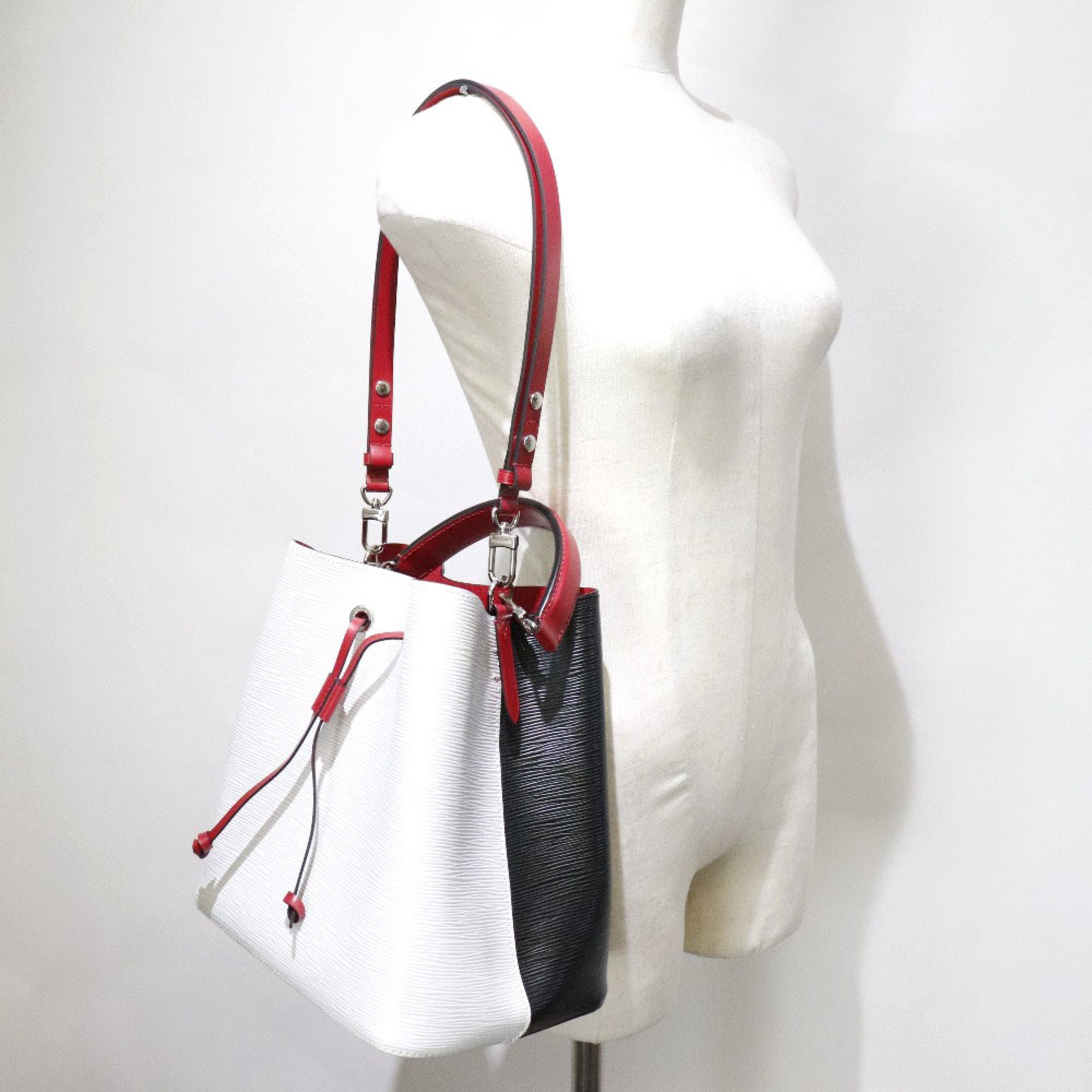 LOUIS VUITTON Louis Vuitton Neonoe 2WAY Shoulder M55394 Epi Leather White/Black/Red AH5109 Women's Handbag