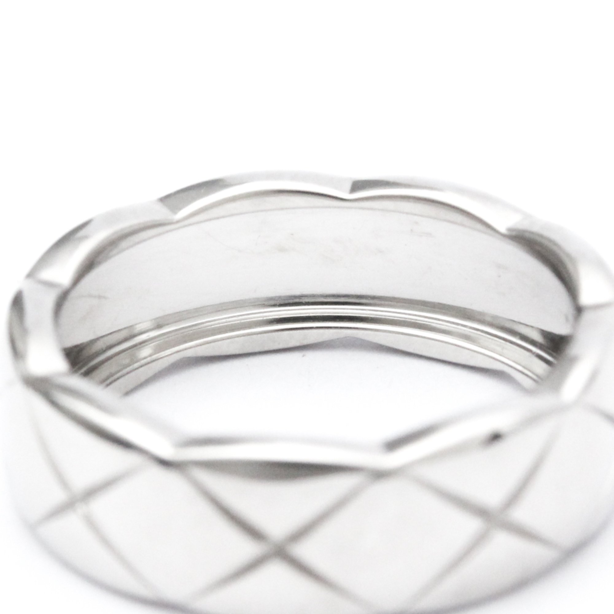 Chanel Coco Crush Ring White Gold (18K) Fashion No Stone Band Ring Silver