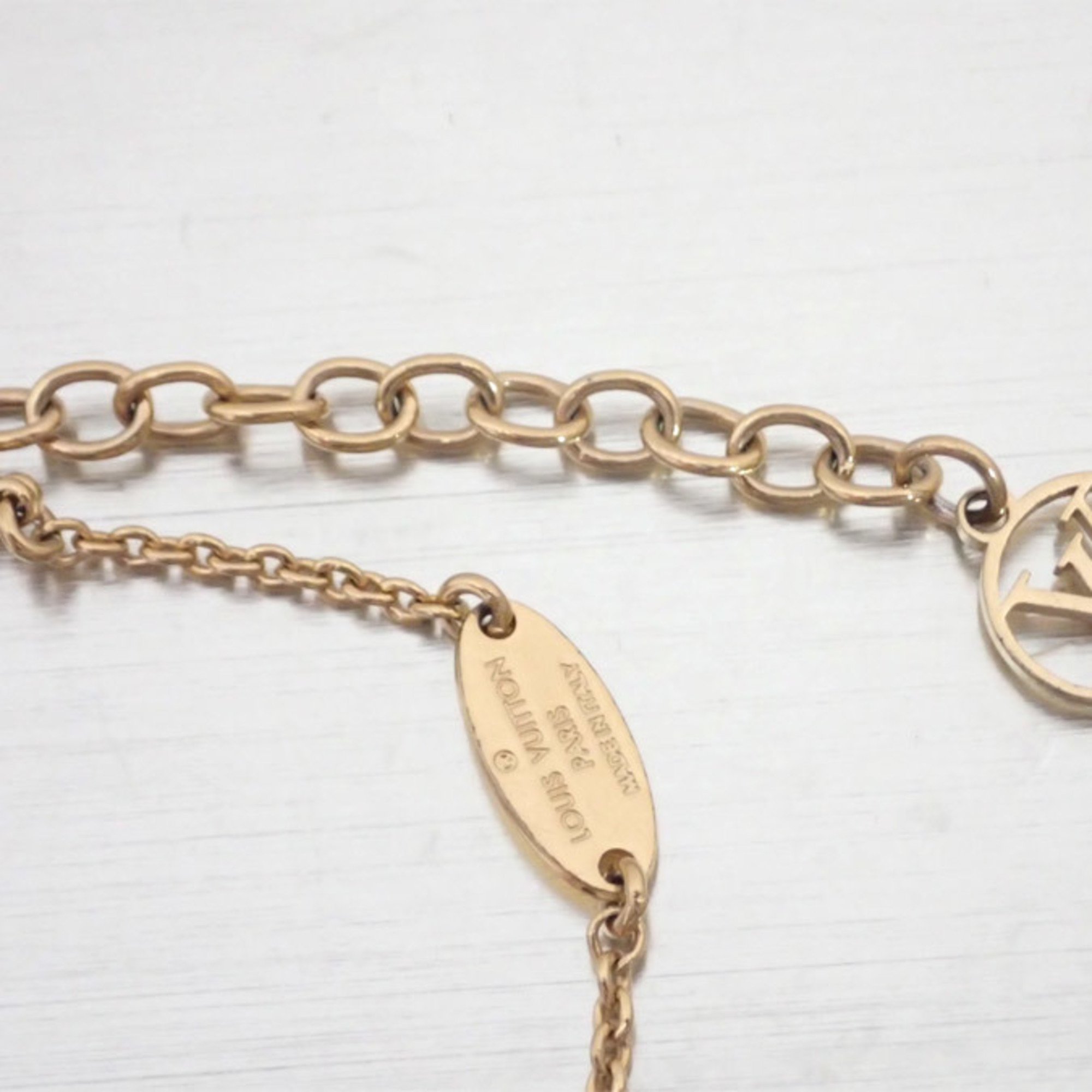Louis Vuitton LOUIS VUITTON Bracelet Essential V Metal Gold Unisex M61084