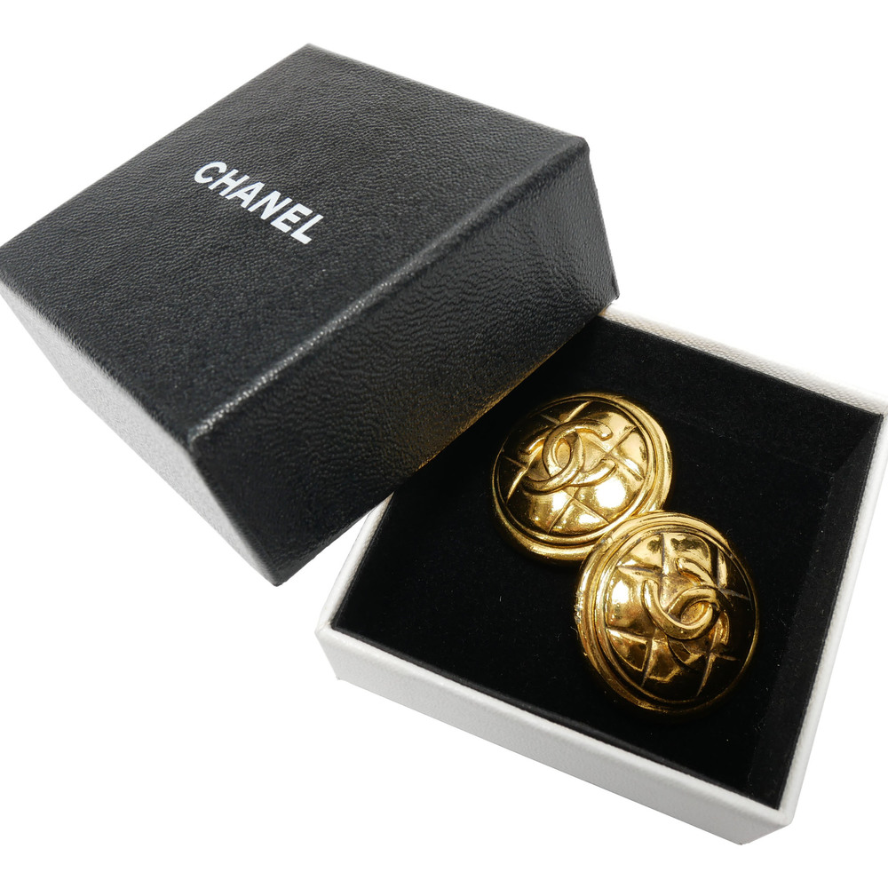 Chanel Vintage Gold Tone CC Logo Clip Earrings
